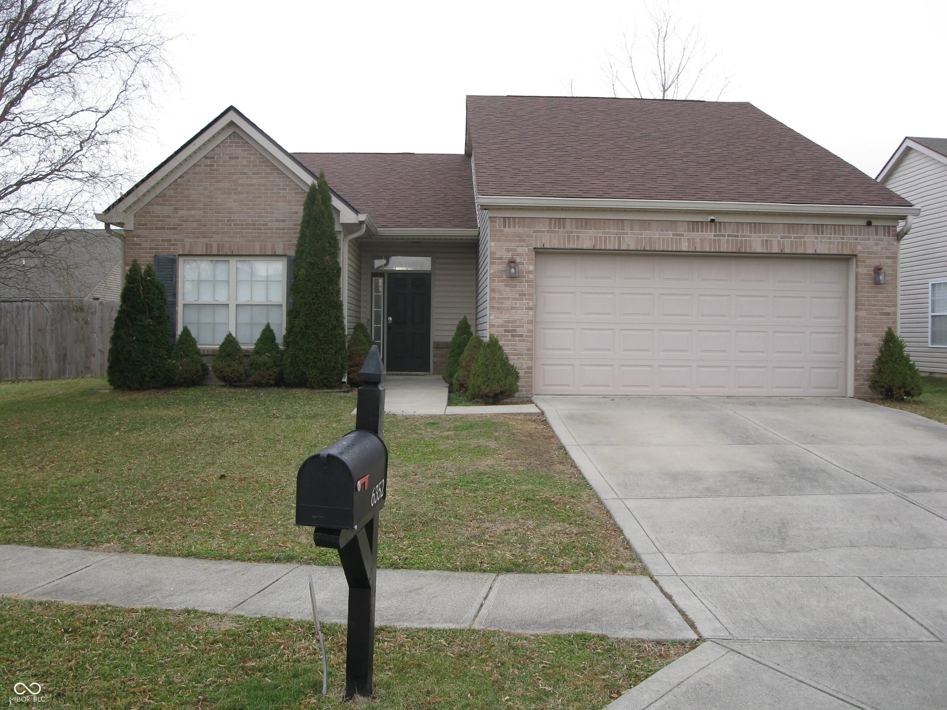 Photo of 6352 Emerald Springs Drive Indianapolis, IN 46221