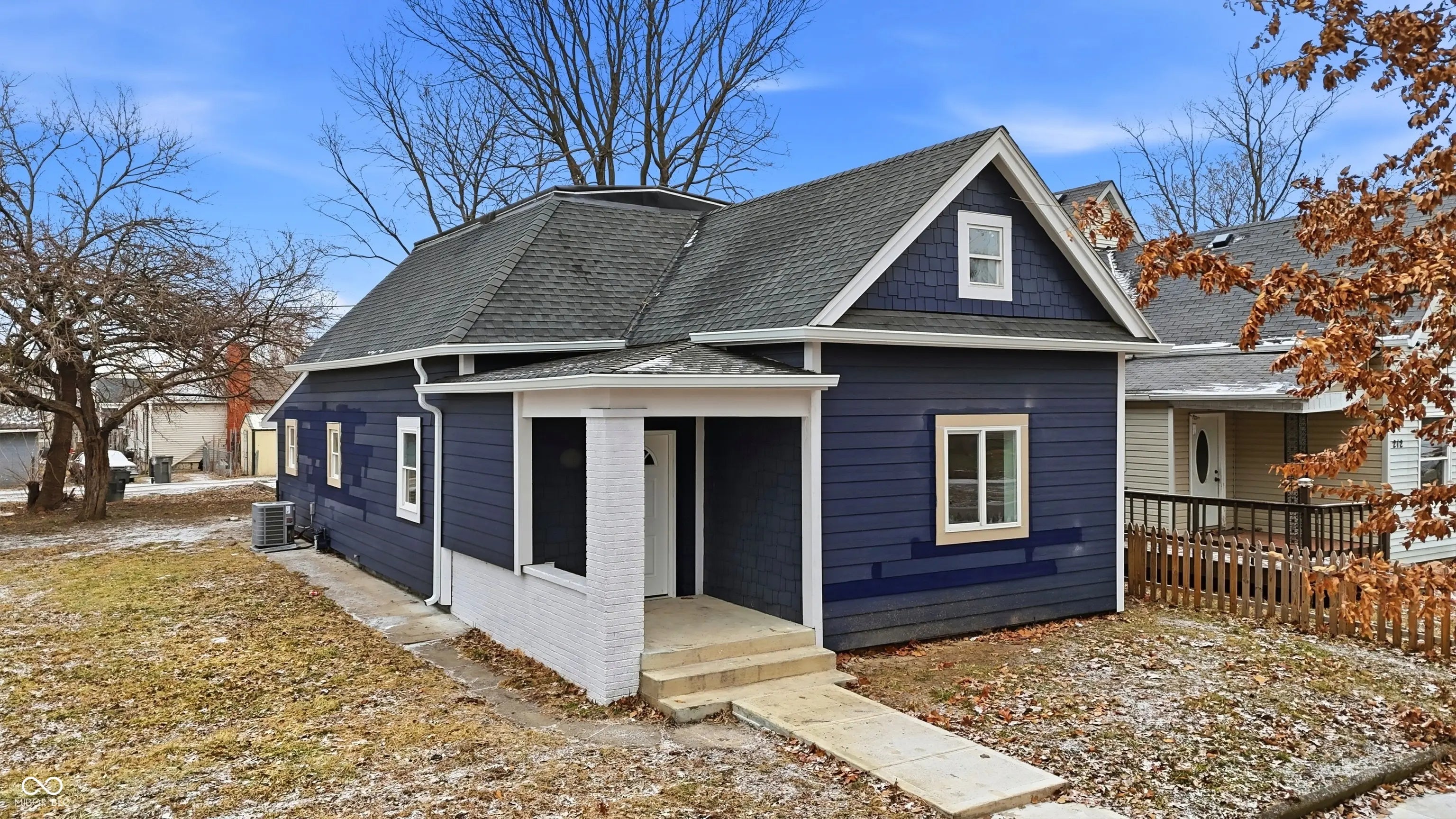 208 N Tacoma Avenue, Indianapolis