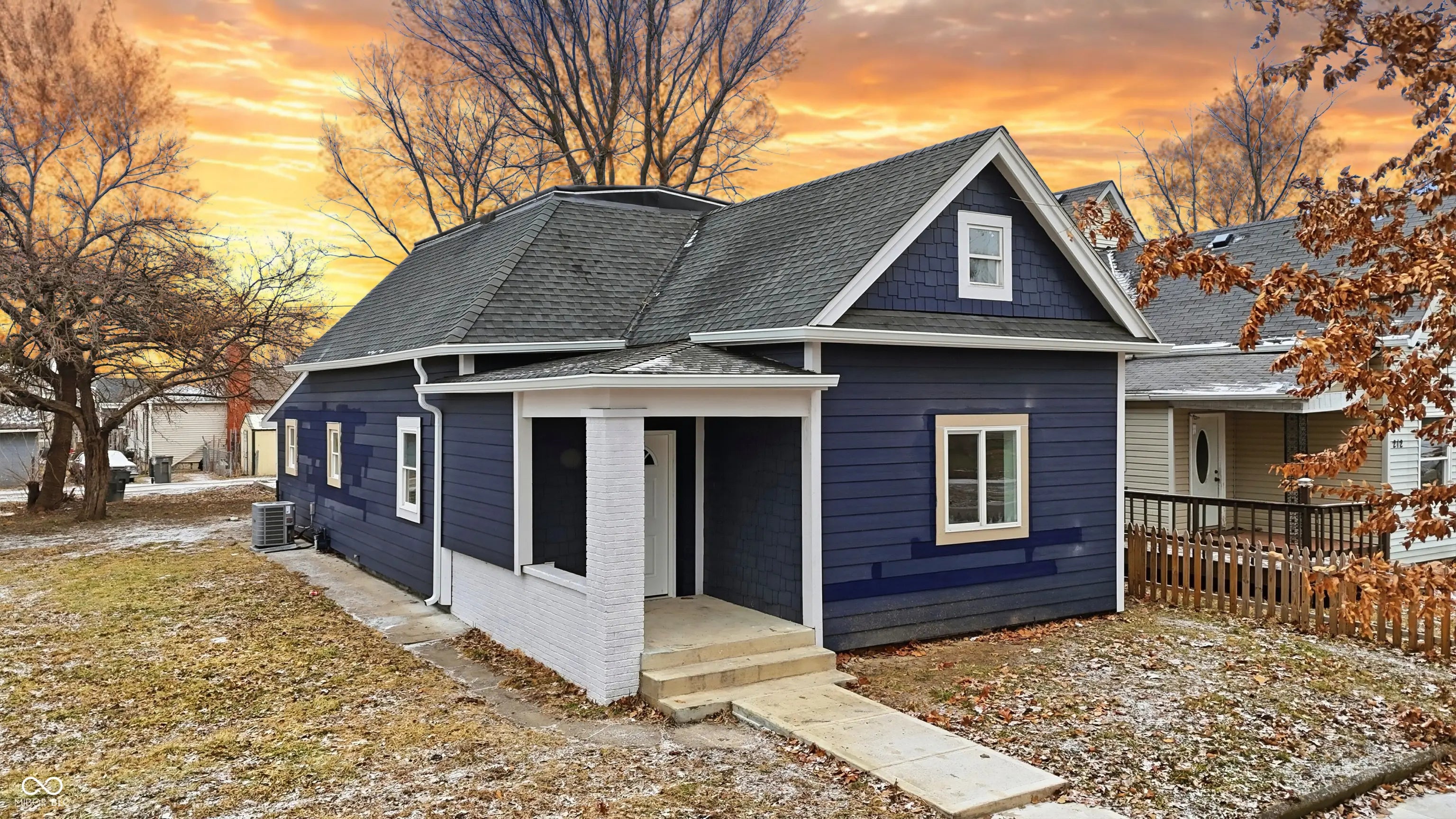 208 N Tacoma Avenue, Indianapolis