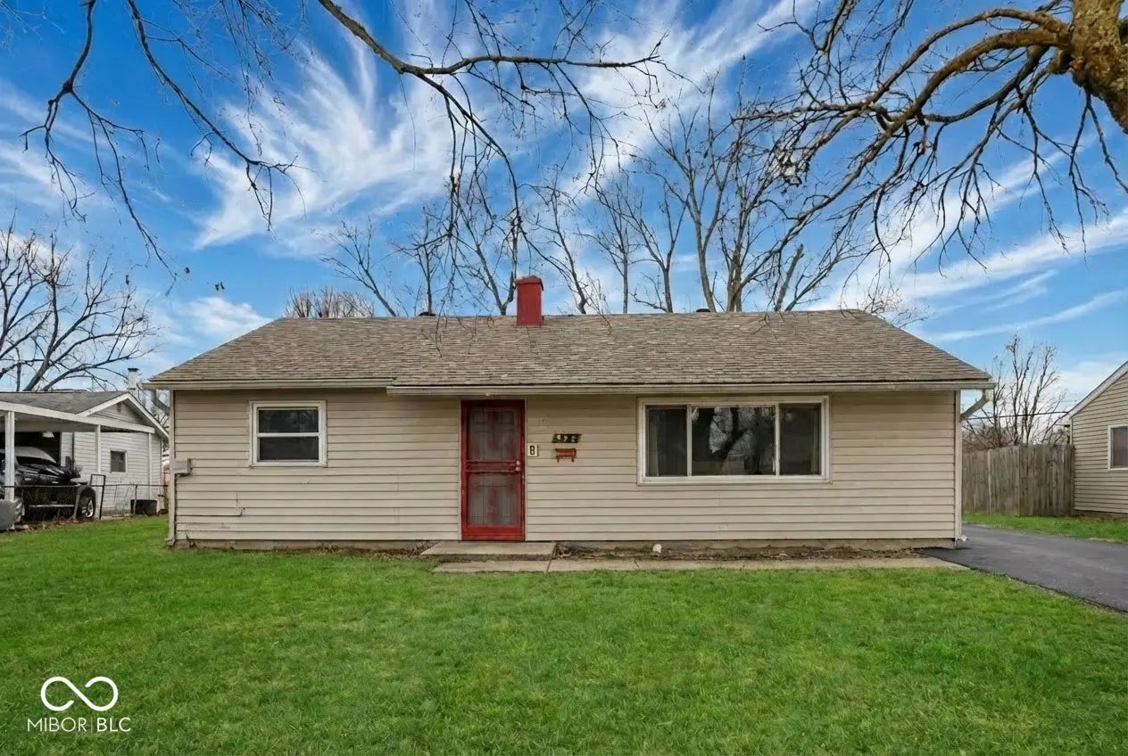 Photo of 492 Carol Drive Greenwood, IN 46143