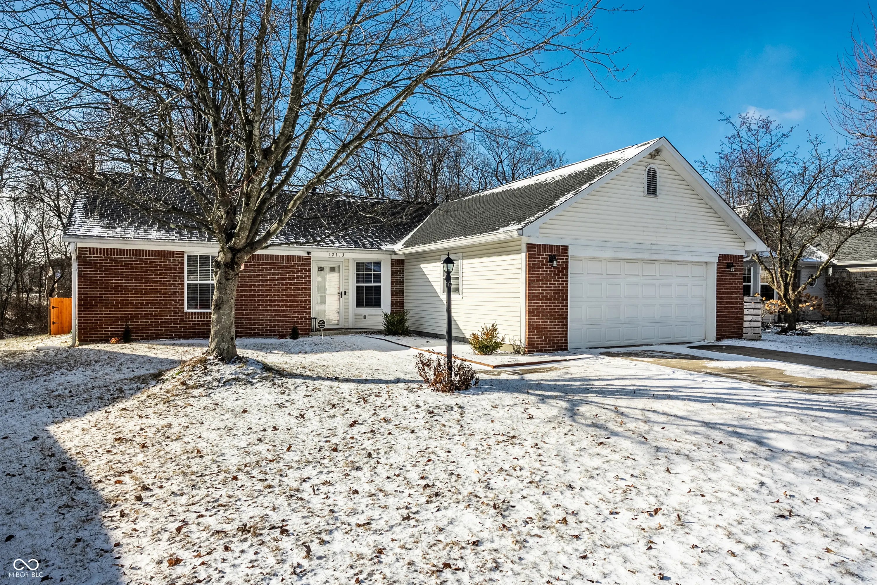 Photo of 12413 Winding Creek Lane Indianapolis, IN 46236