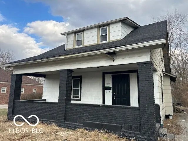 Photo of 1619 W Kessler Blvd N Drive Indianapolis, IN 46222