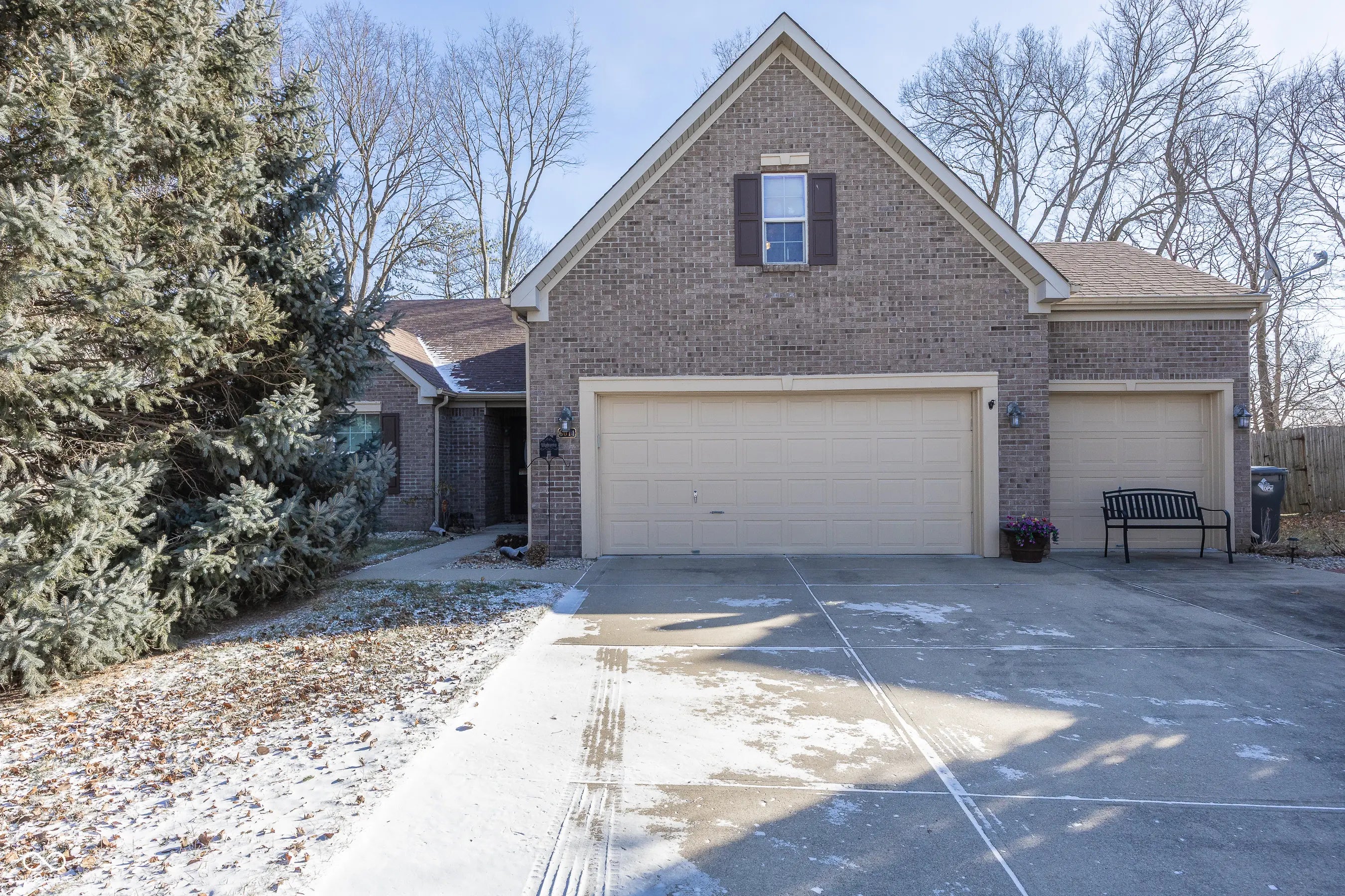 Photo of 6011 Timberland Way Indianapolis, IN 46221