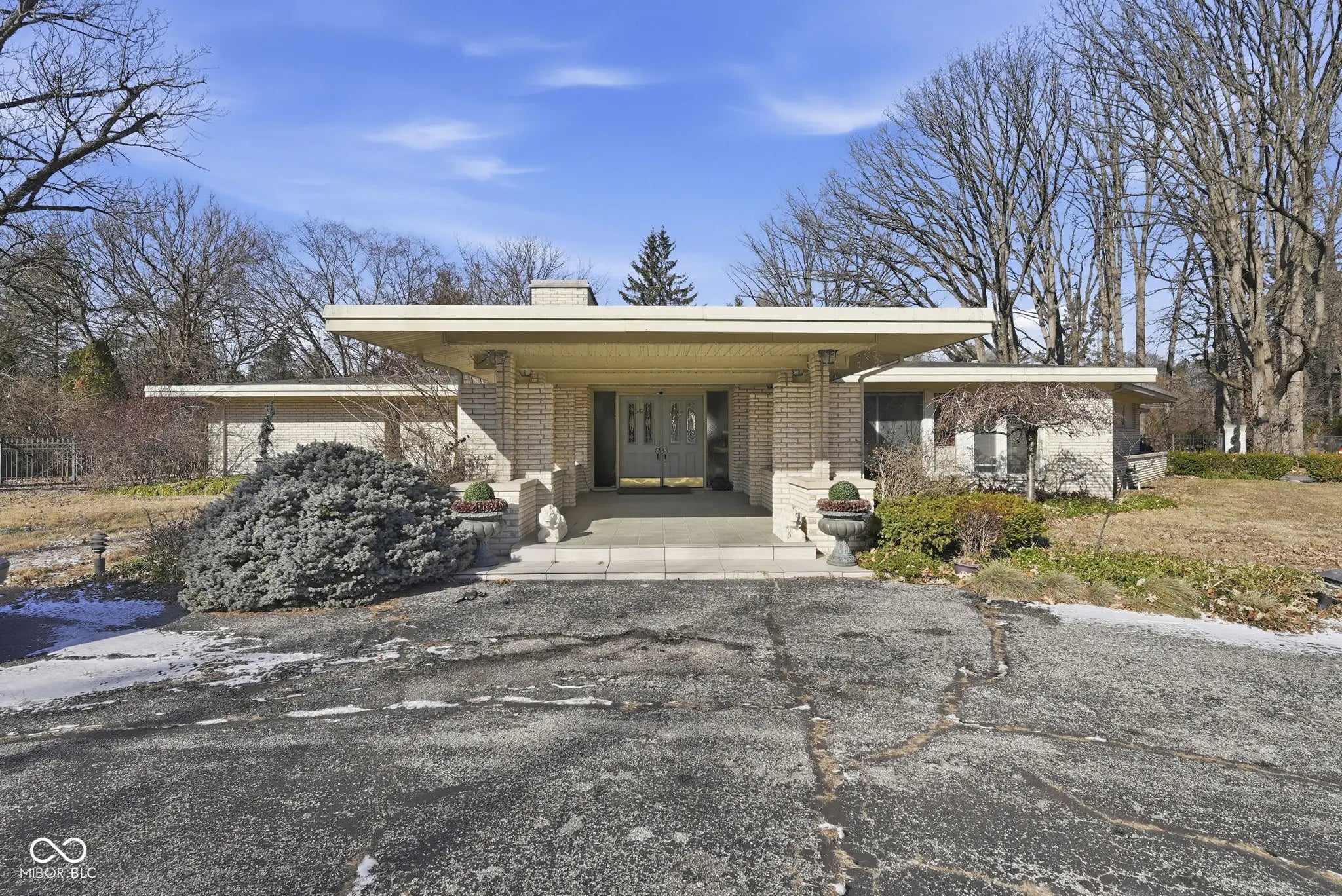 Photo of 7220 N Illinois Street Indianapolis, IN 46260