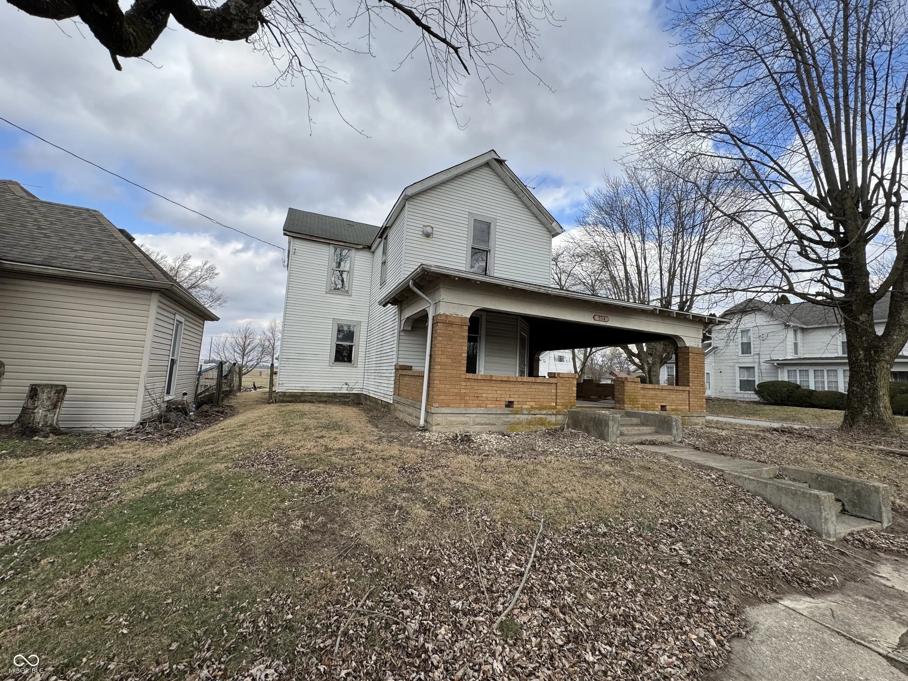 Photo of 854 E 900 N Mays, IN 46155