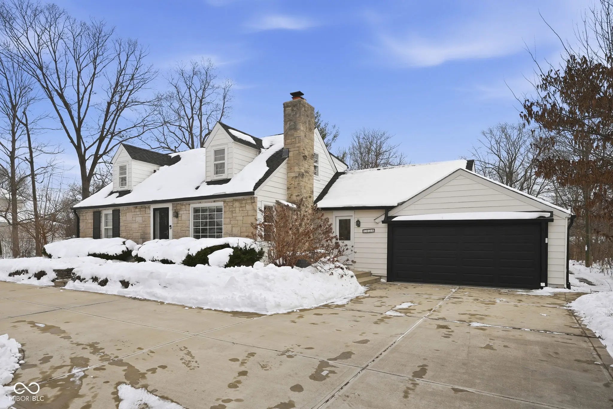 Photo of 1025 Oswego Road Carmel, IN 46032