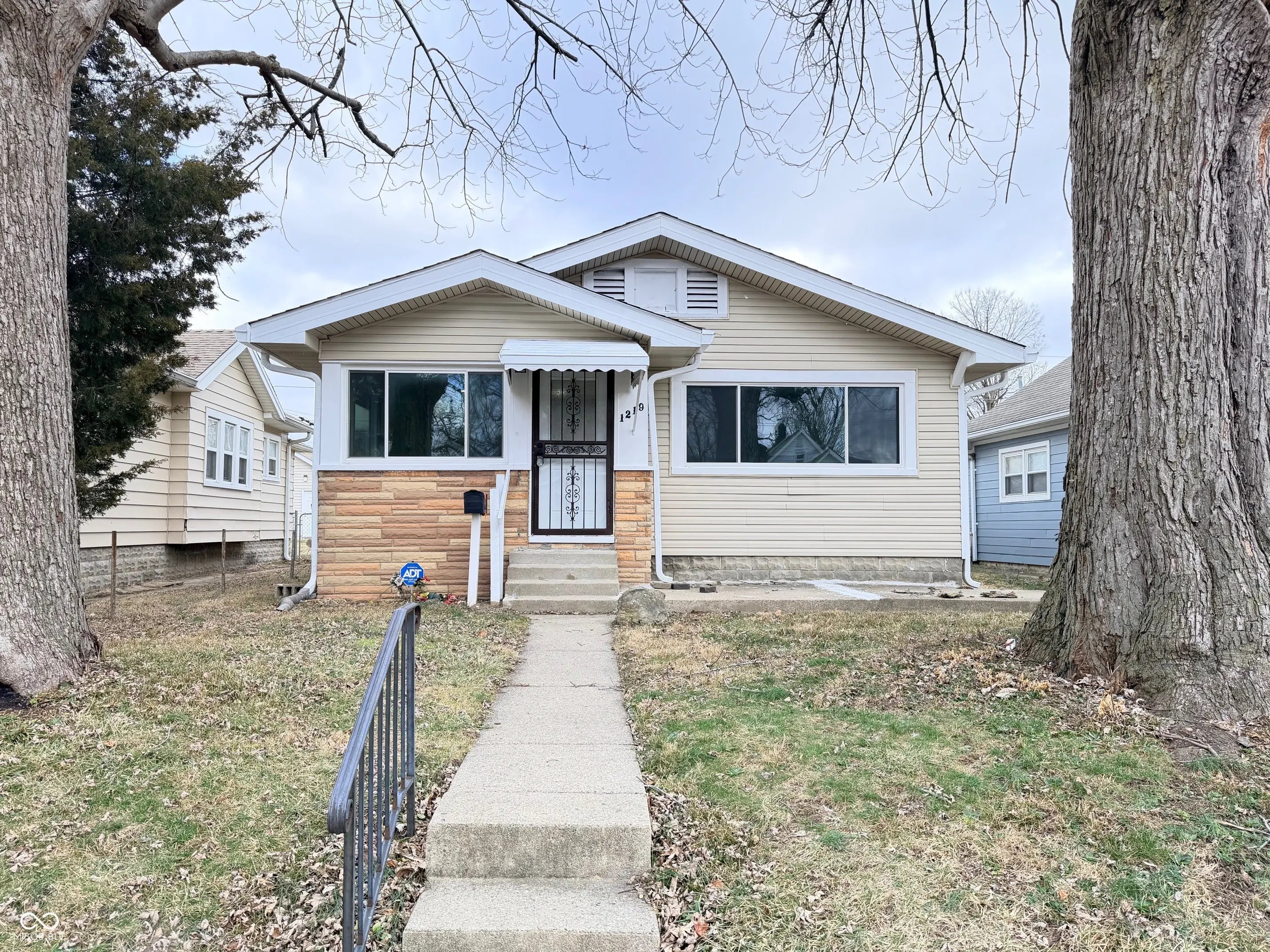 1219 N Grant Avenue, Indianapolis