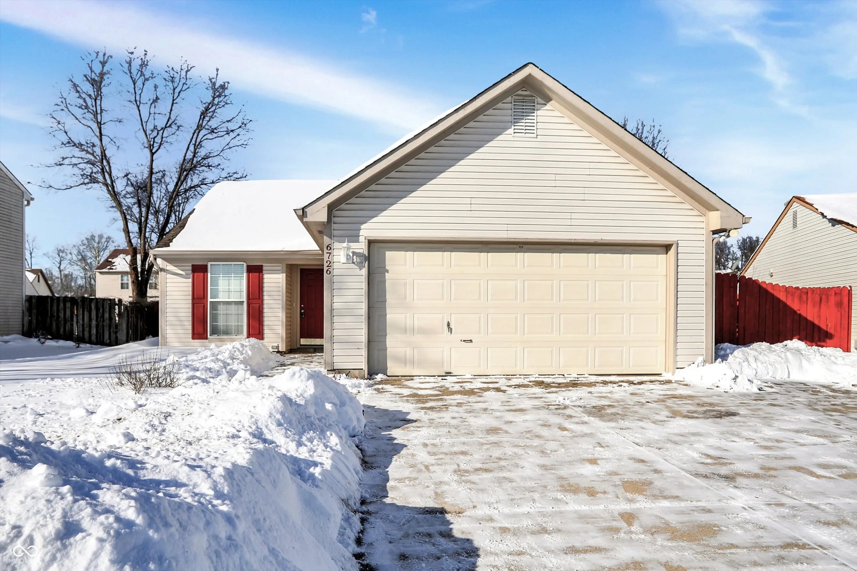 6726 Colleens Way, Indianapolis