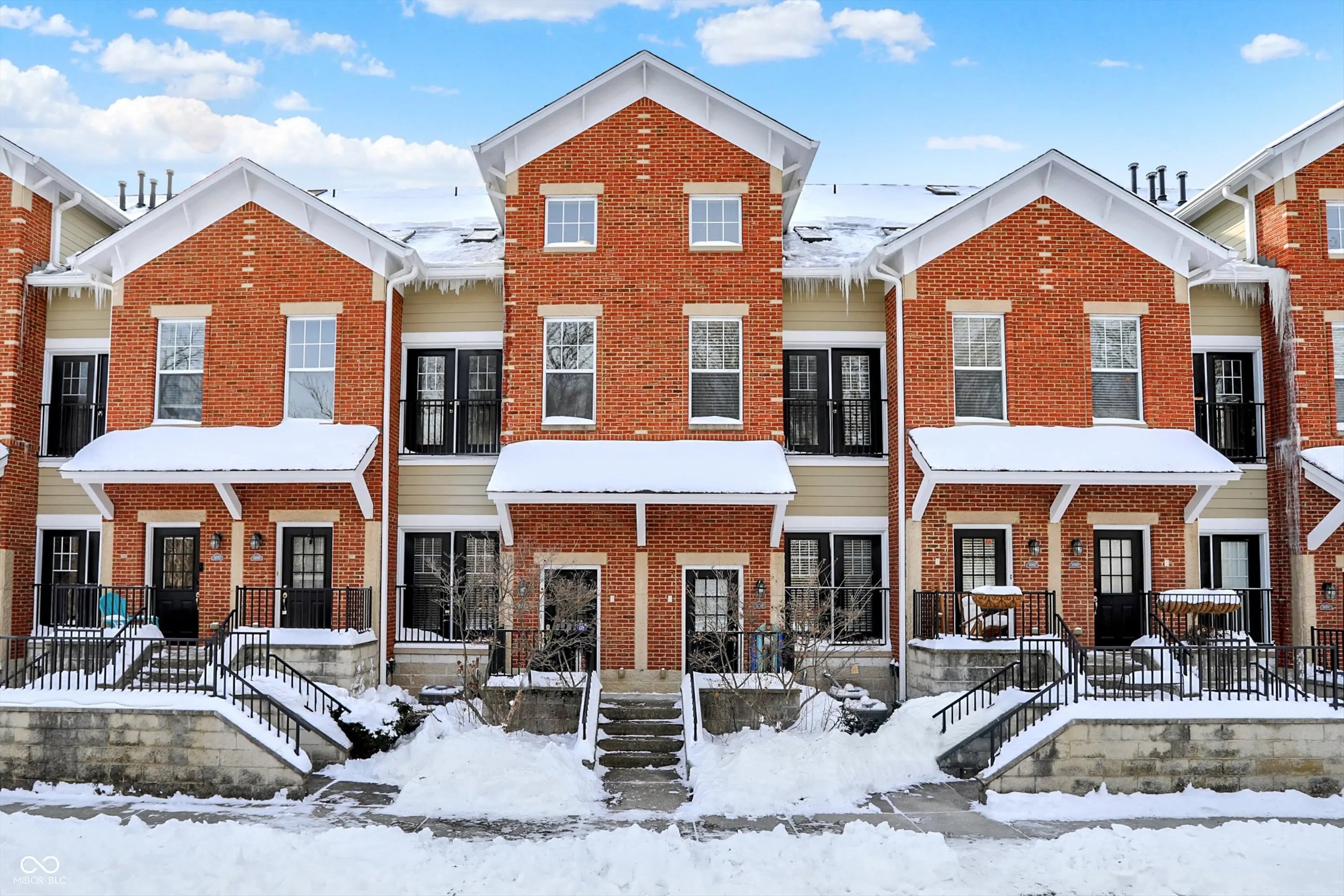 Photo of 1066 Reserve Way Indianapolis, IN 46220