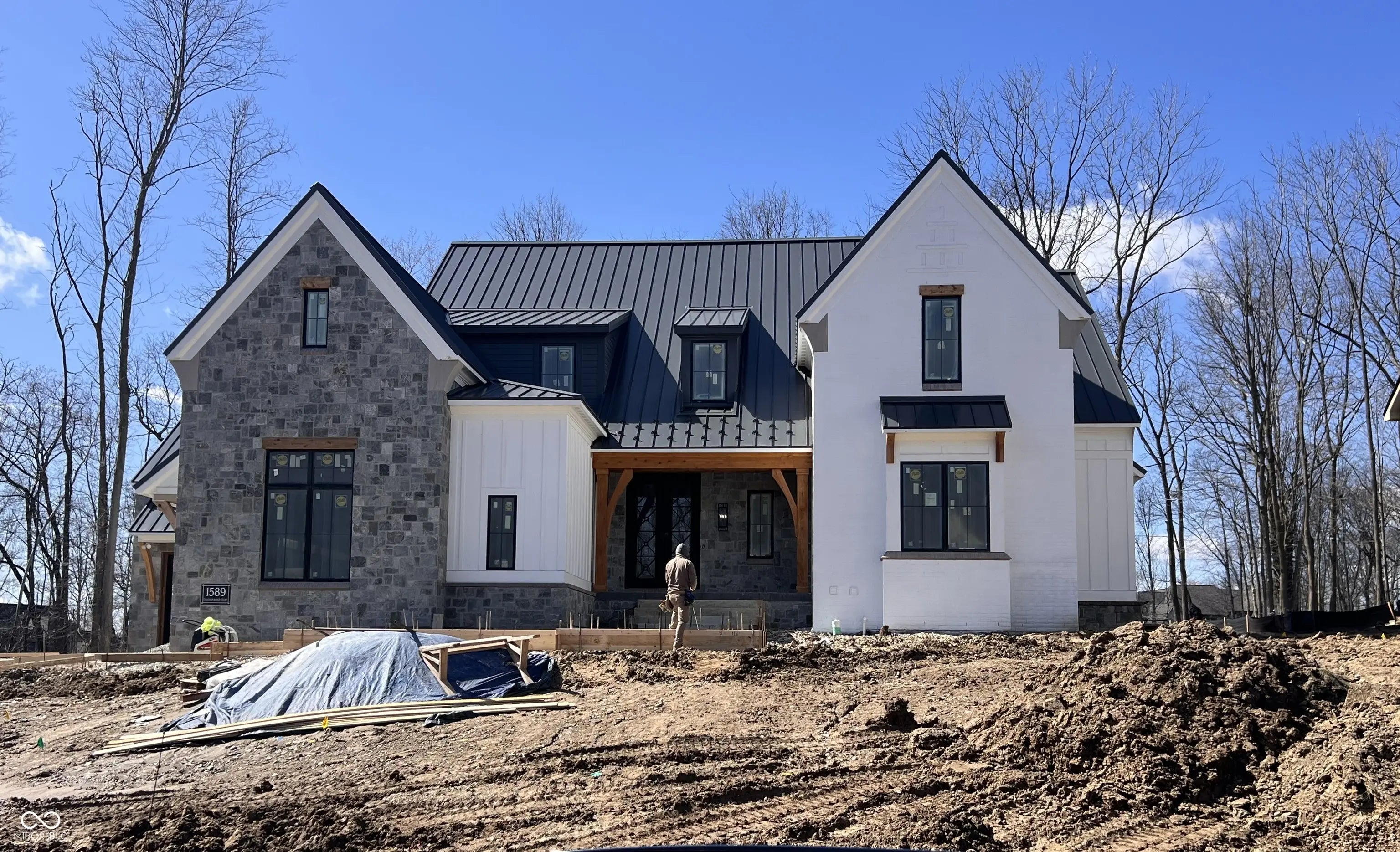 1589 Chatham Ridge Court, Westfield