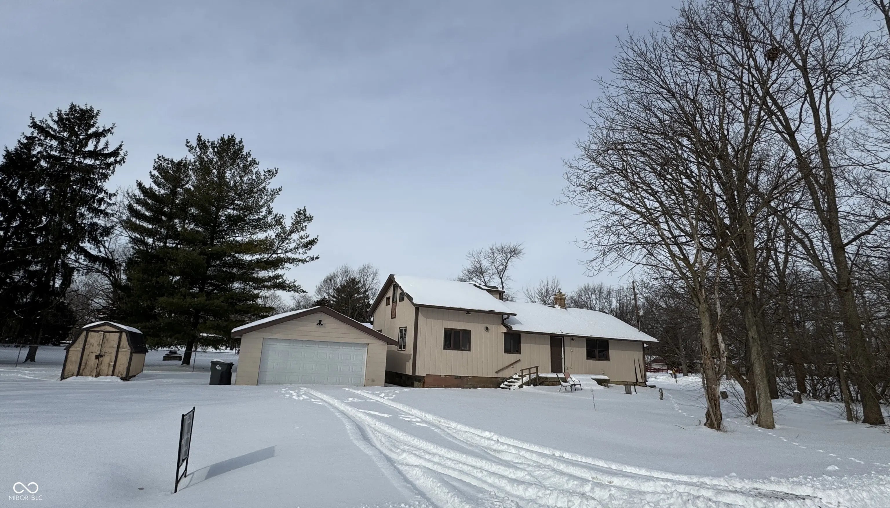 5261 W 52nd Street, Indianapolis