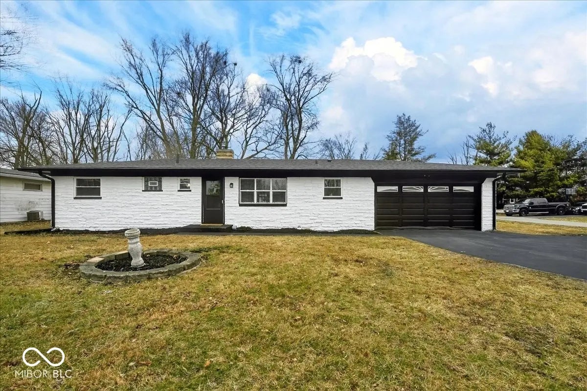 1050 E 106th Street E, Carmel