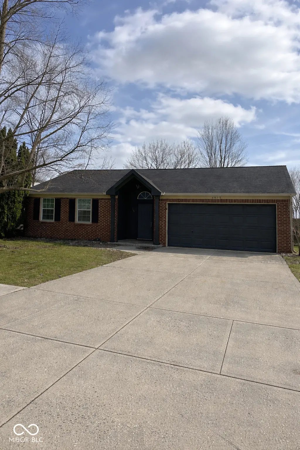 6815 Cherry Laurel Lane, Fishers