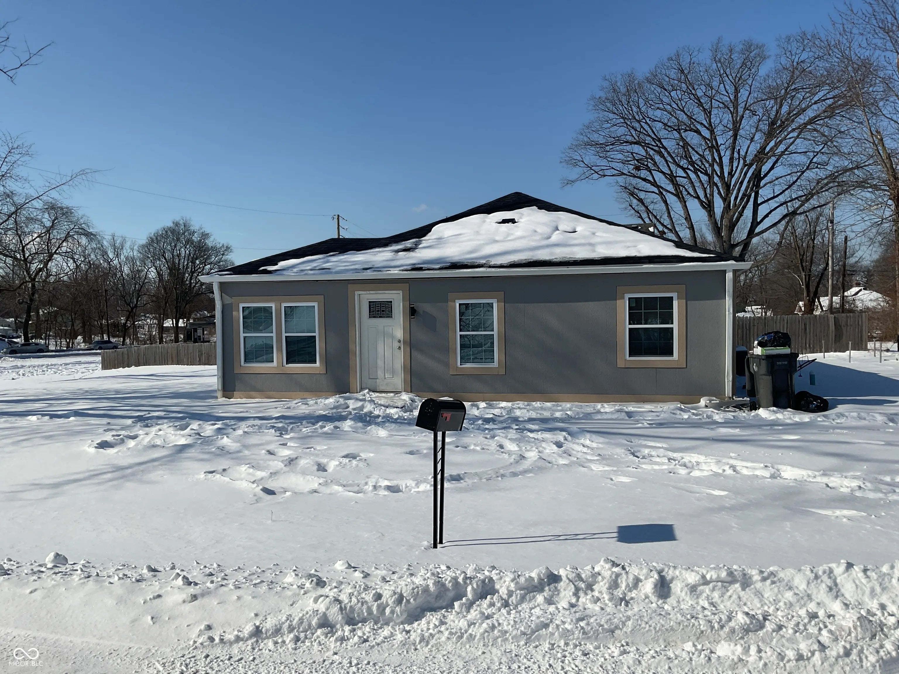 Photo of 3810 Wallace Avenue Indianapolis, IN 46226