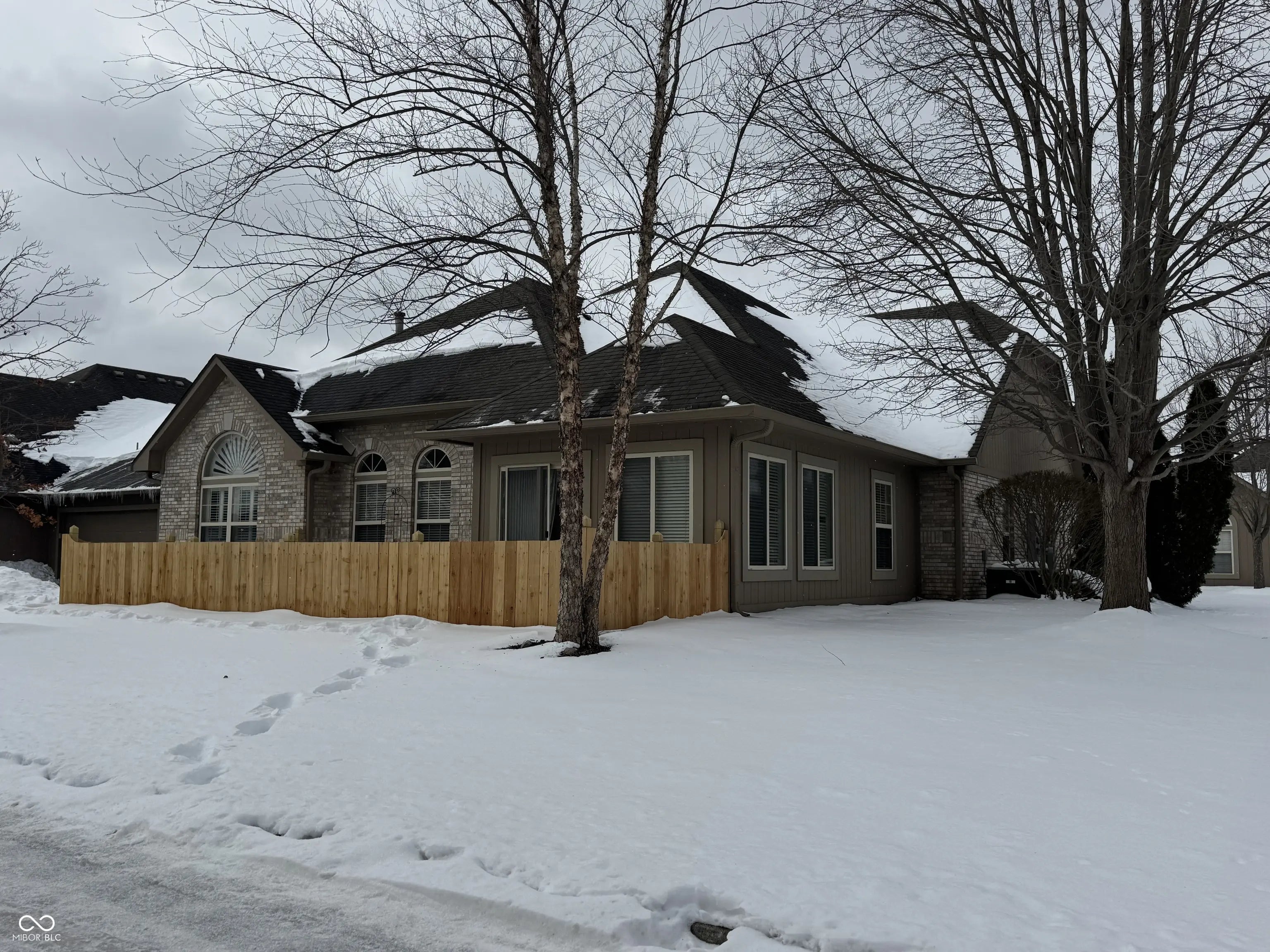 Photo of 11130 Vineyard Drive Fishers, IN 46038