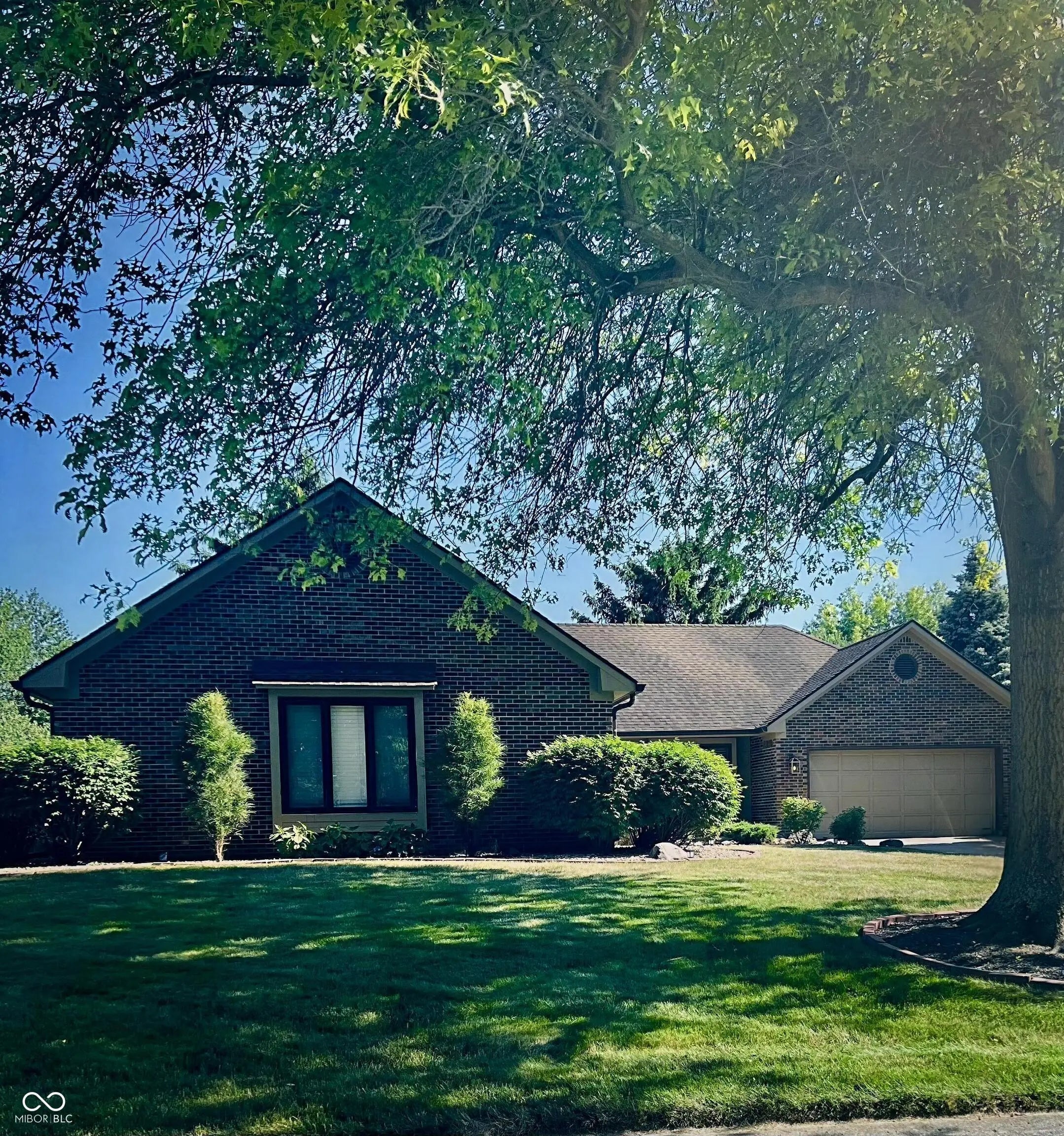 Photo of 4335 W Hunters Ridge Lane Greenwood, IN 46143