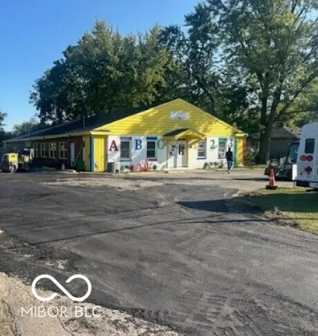 8160 E 42nd Street, Indianapolis