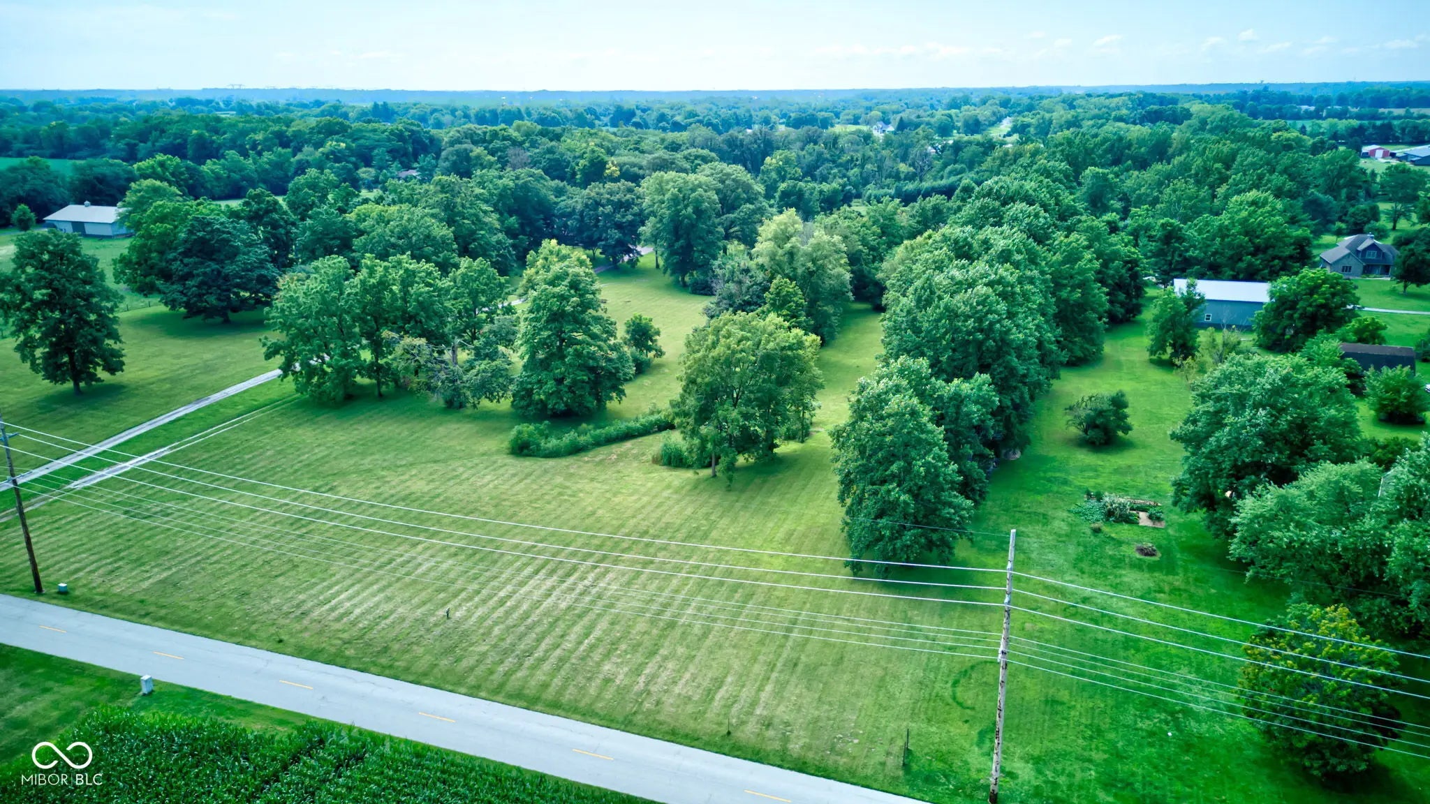 E 196th Street, Noblesville