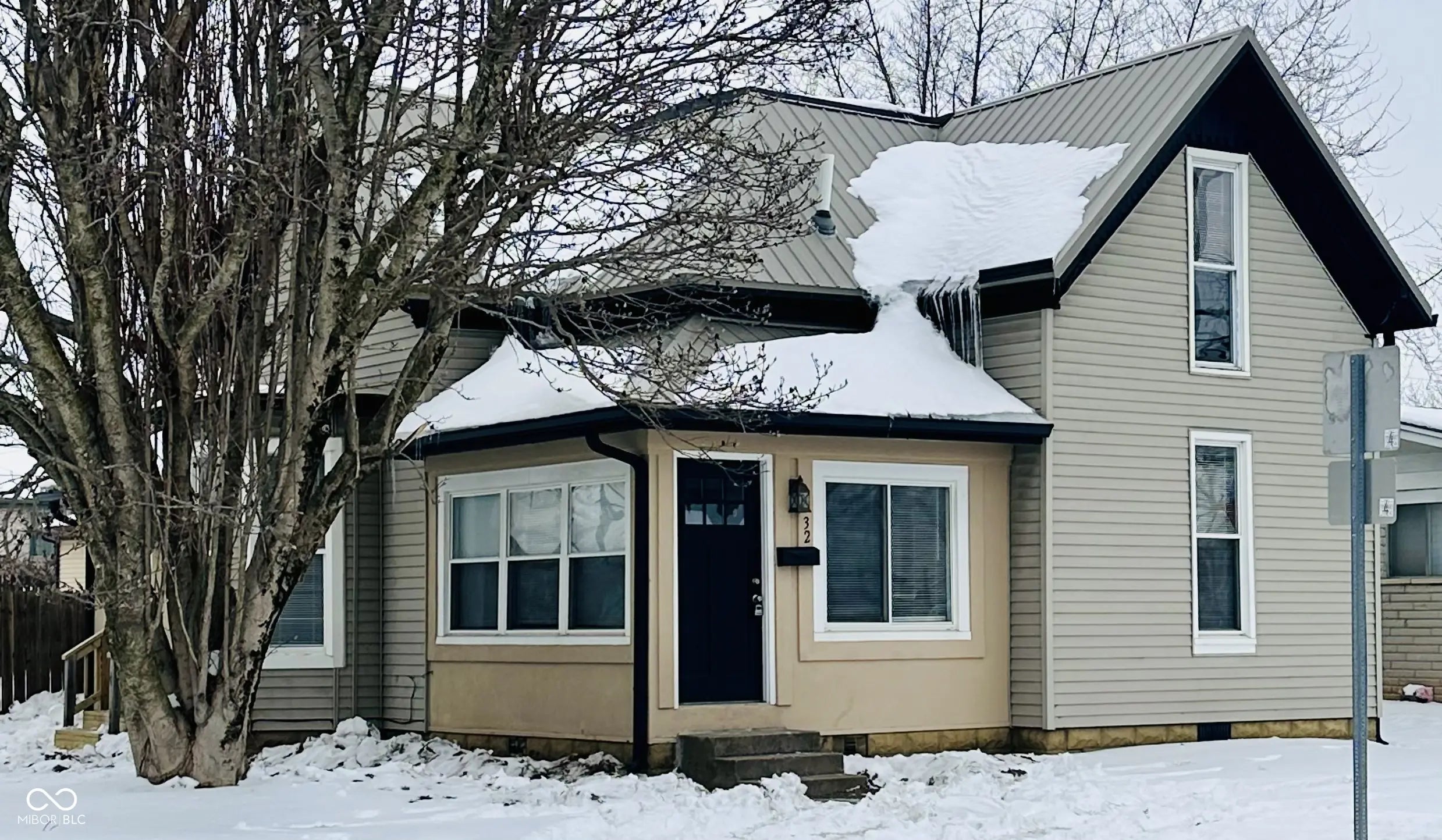 Photo of 32 N Mccullum Street Knightstown, IN 46148