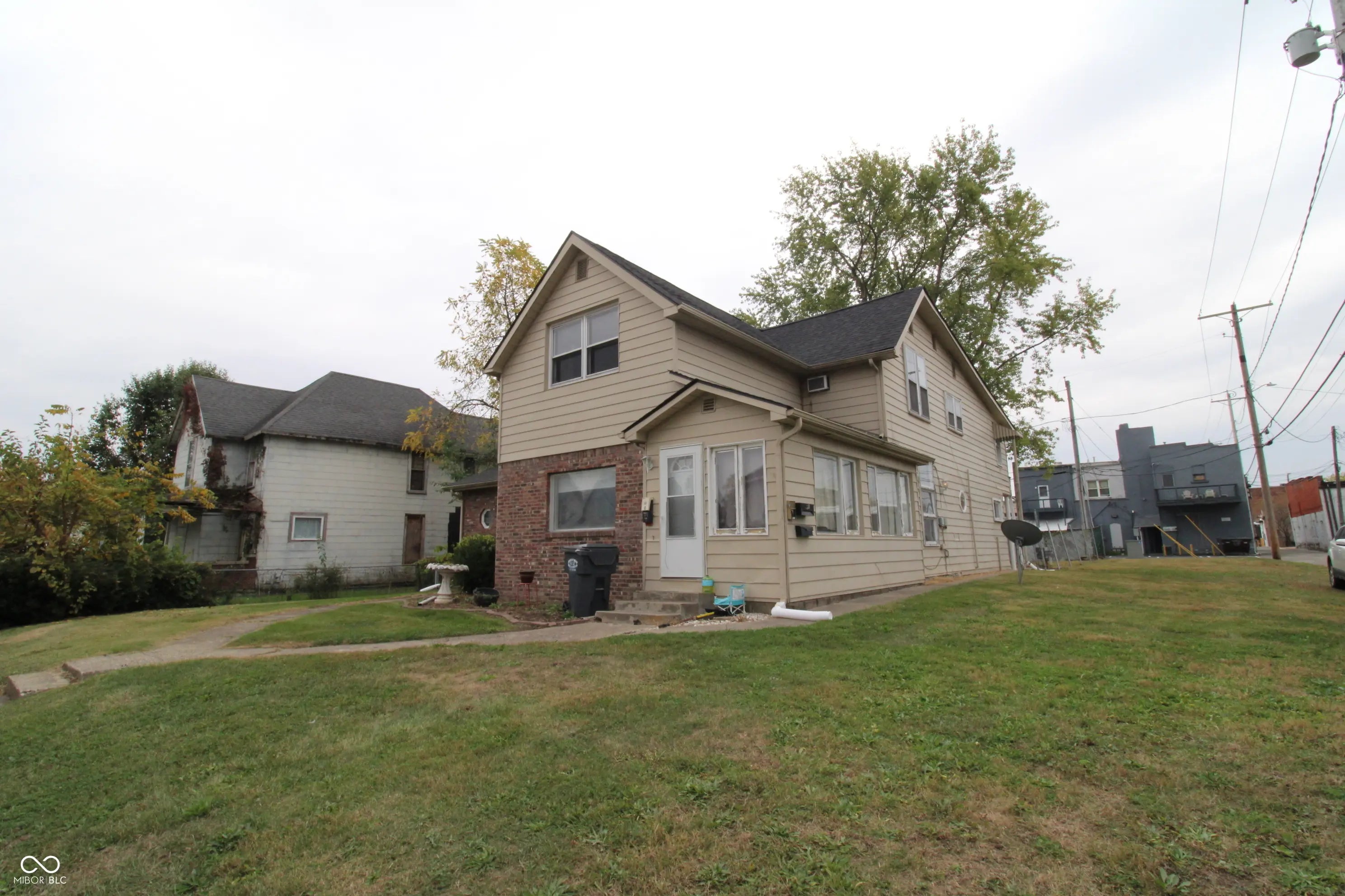 117 E John Street, Alexandria