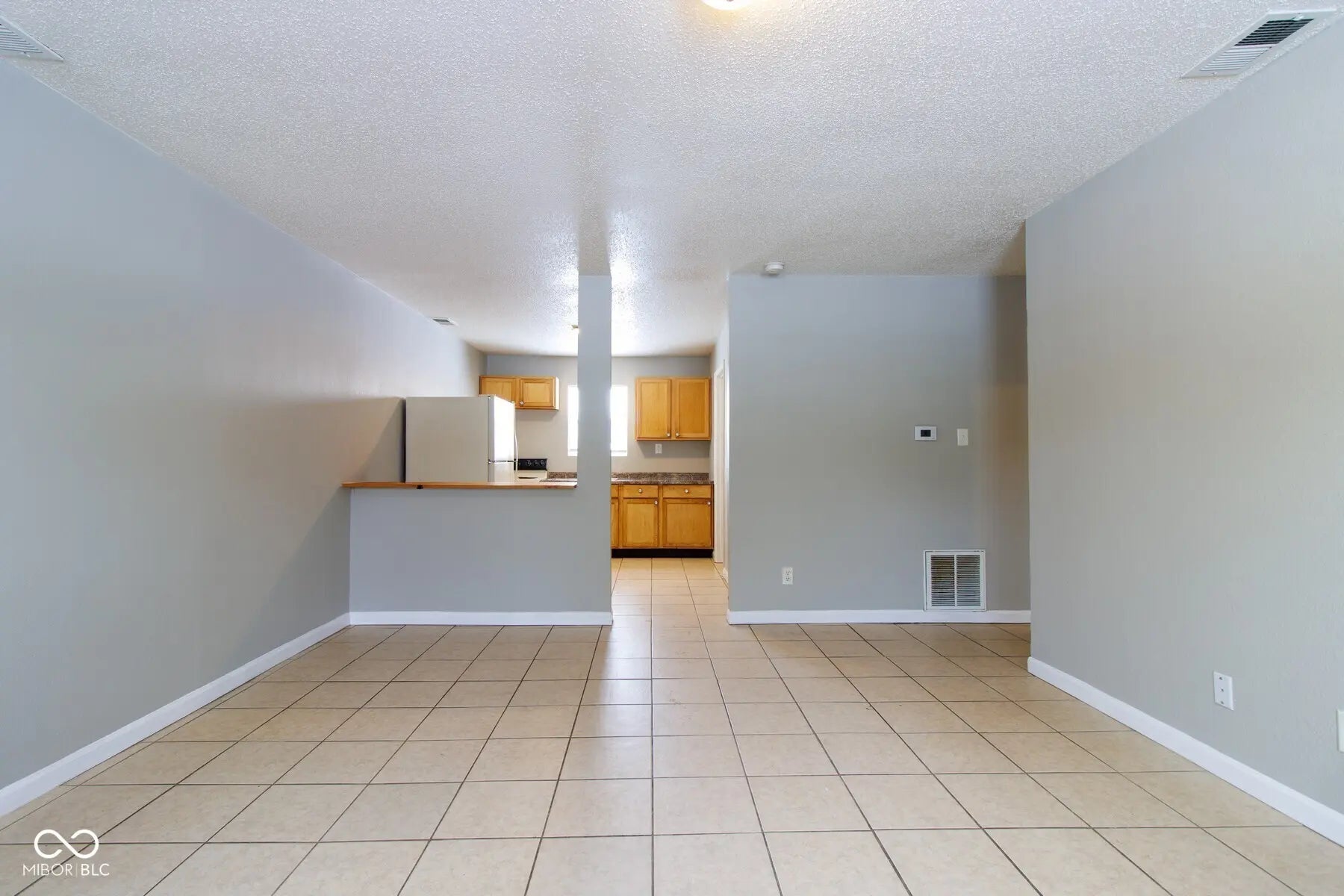 6213 Commodore Drive, Indianapolis