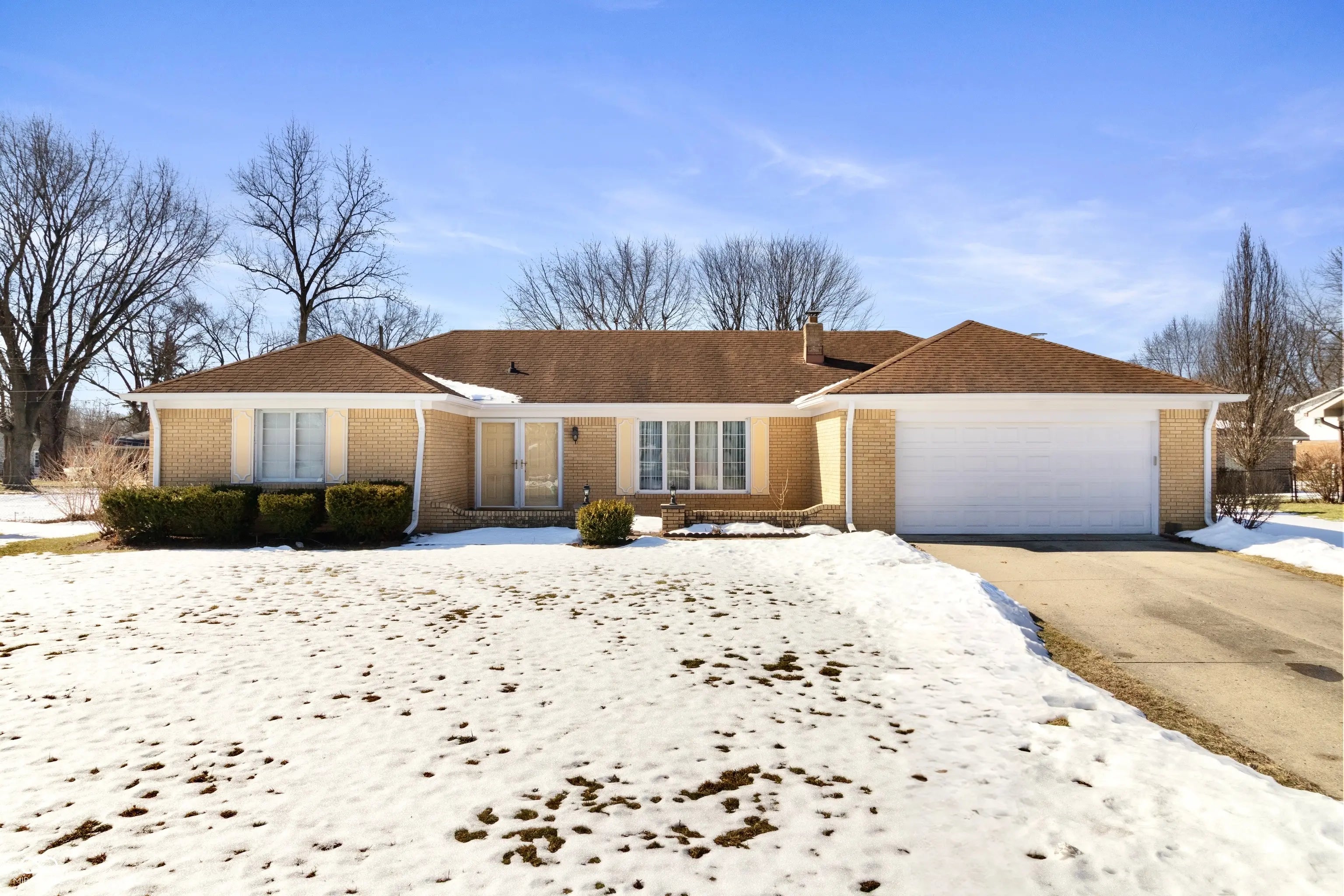 825 Reda Road, Indianapolis