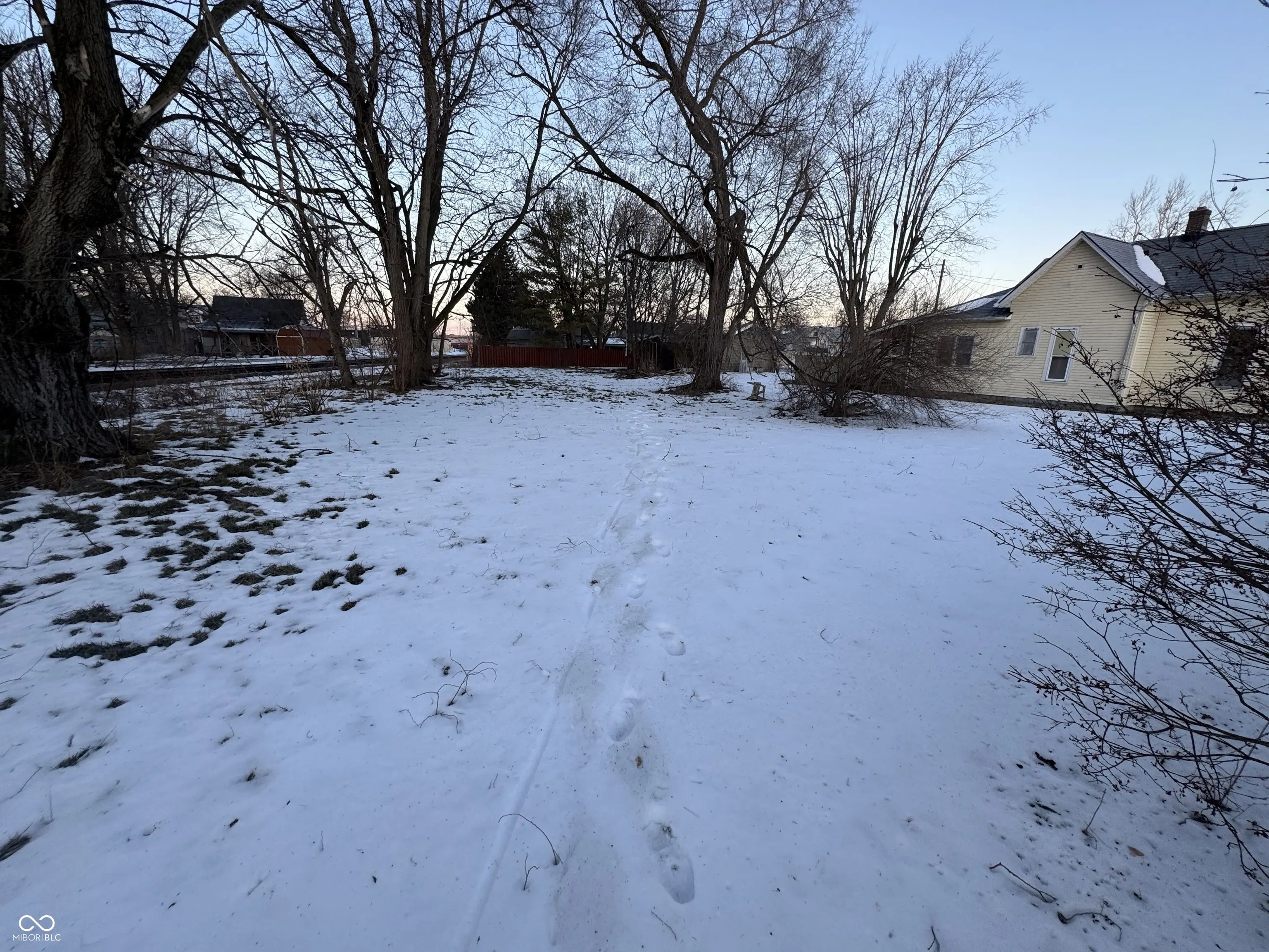 Pearl Street, Anderson