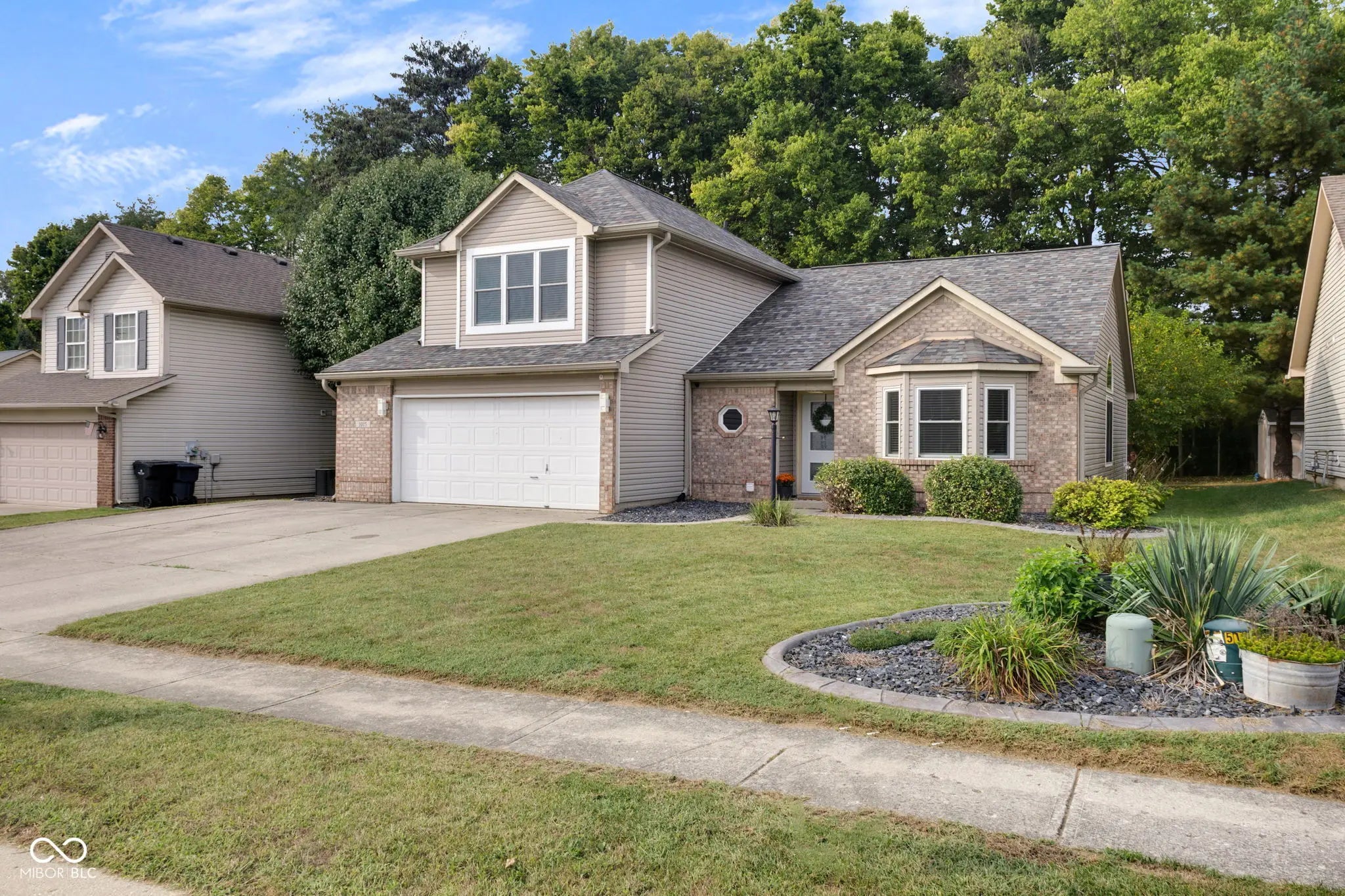1015 E Killian Drive, Mooresville