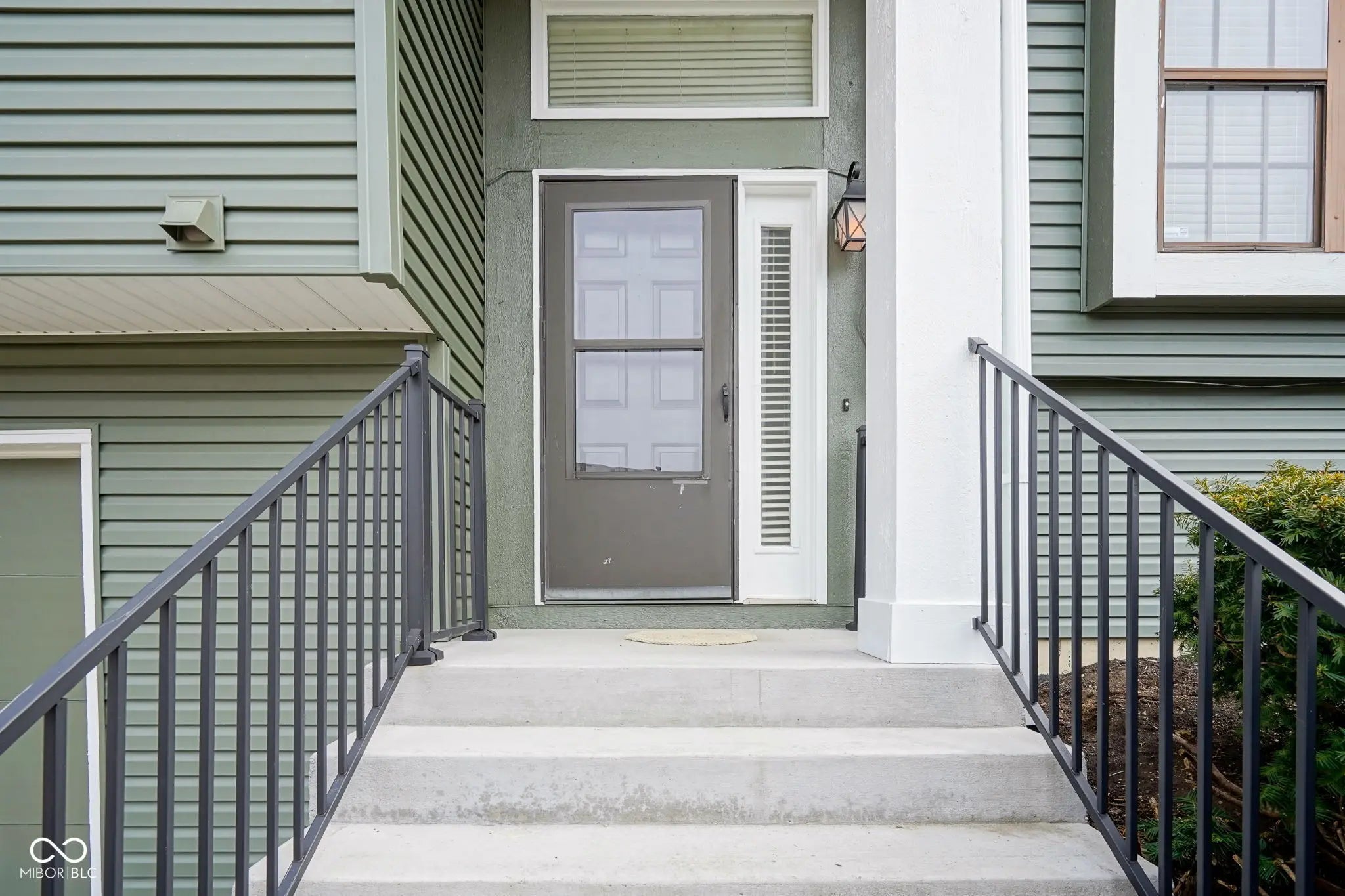 9554 Bay Vista E Drive E, Indianapolis