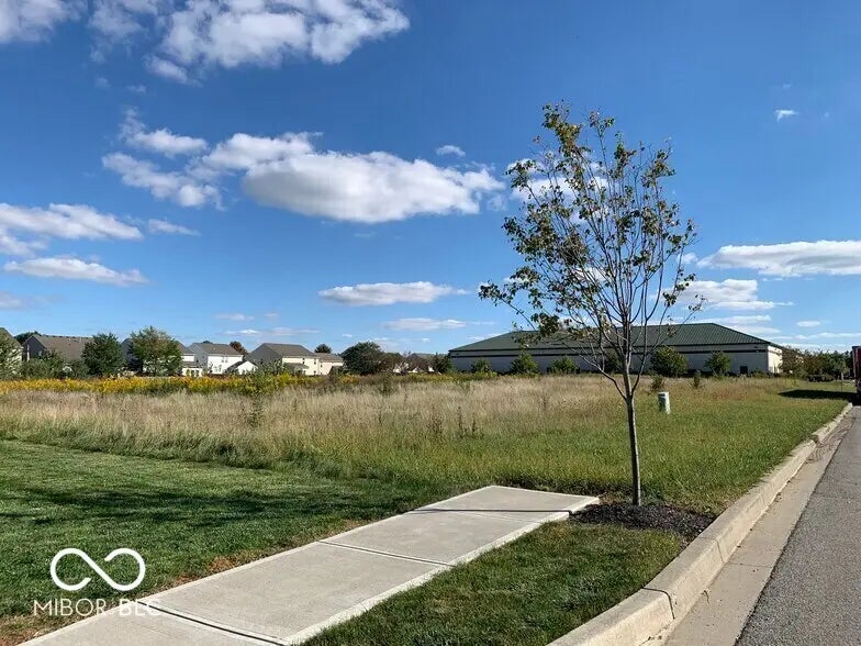 Photo of 15380 Endeavor Drive Noblesville, IN 46060