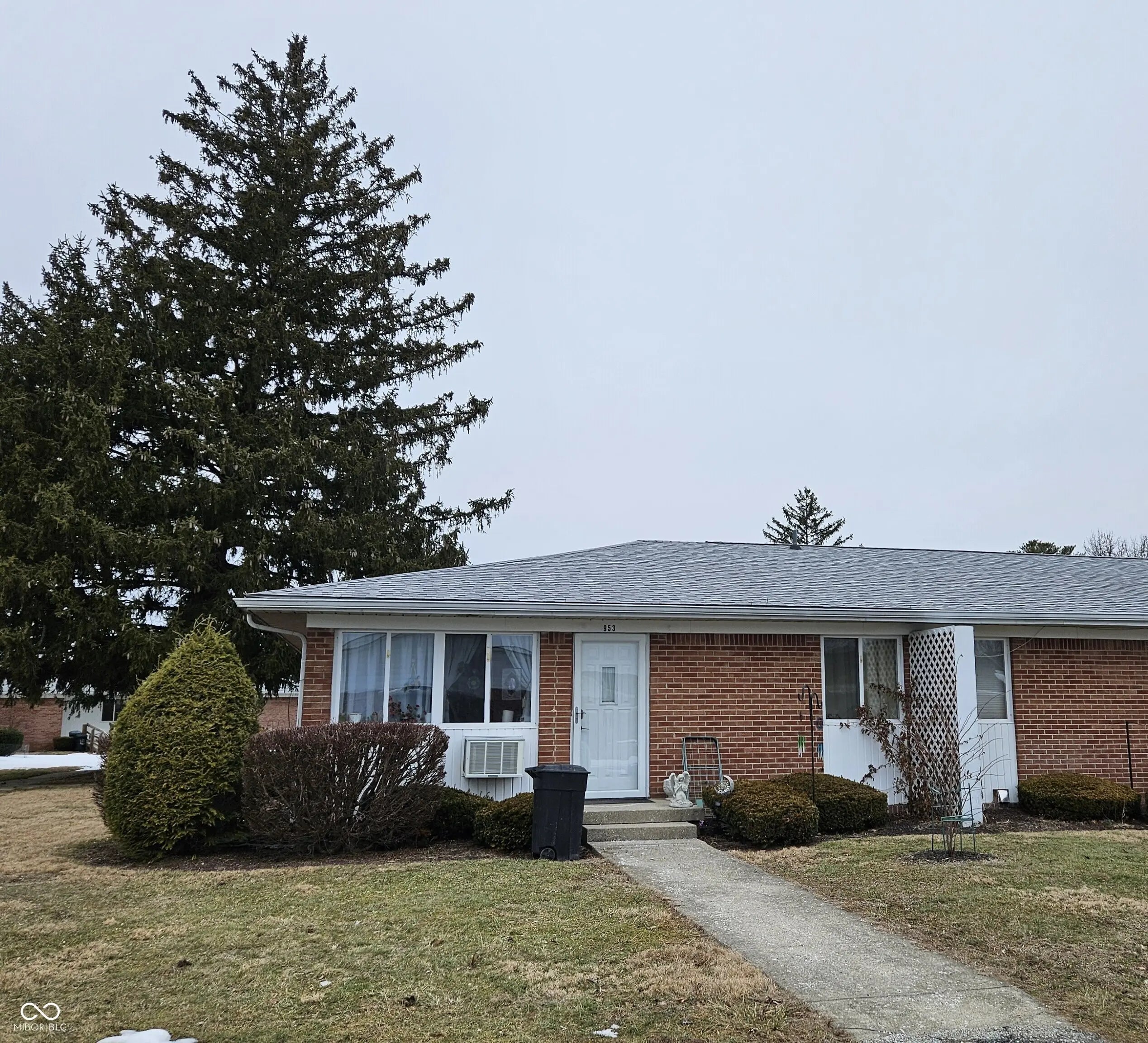 Photo of 953 W Mckay Road Shelbyville, IN 46176