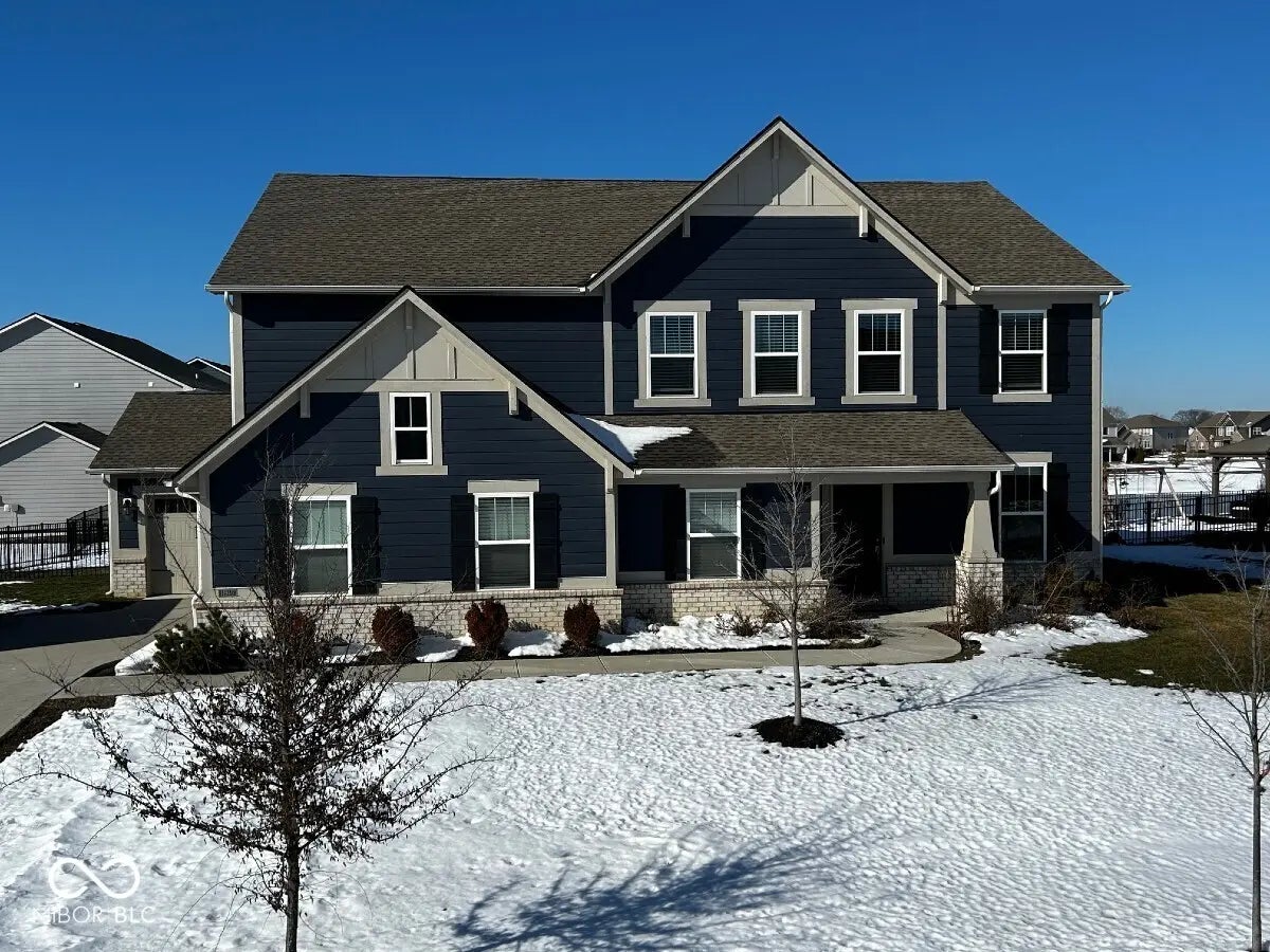 Photo of 11940 Springtide Lane Fishers, IN 46037