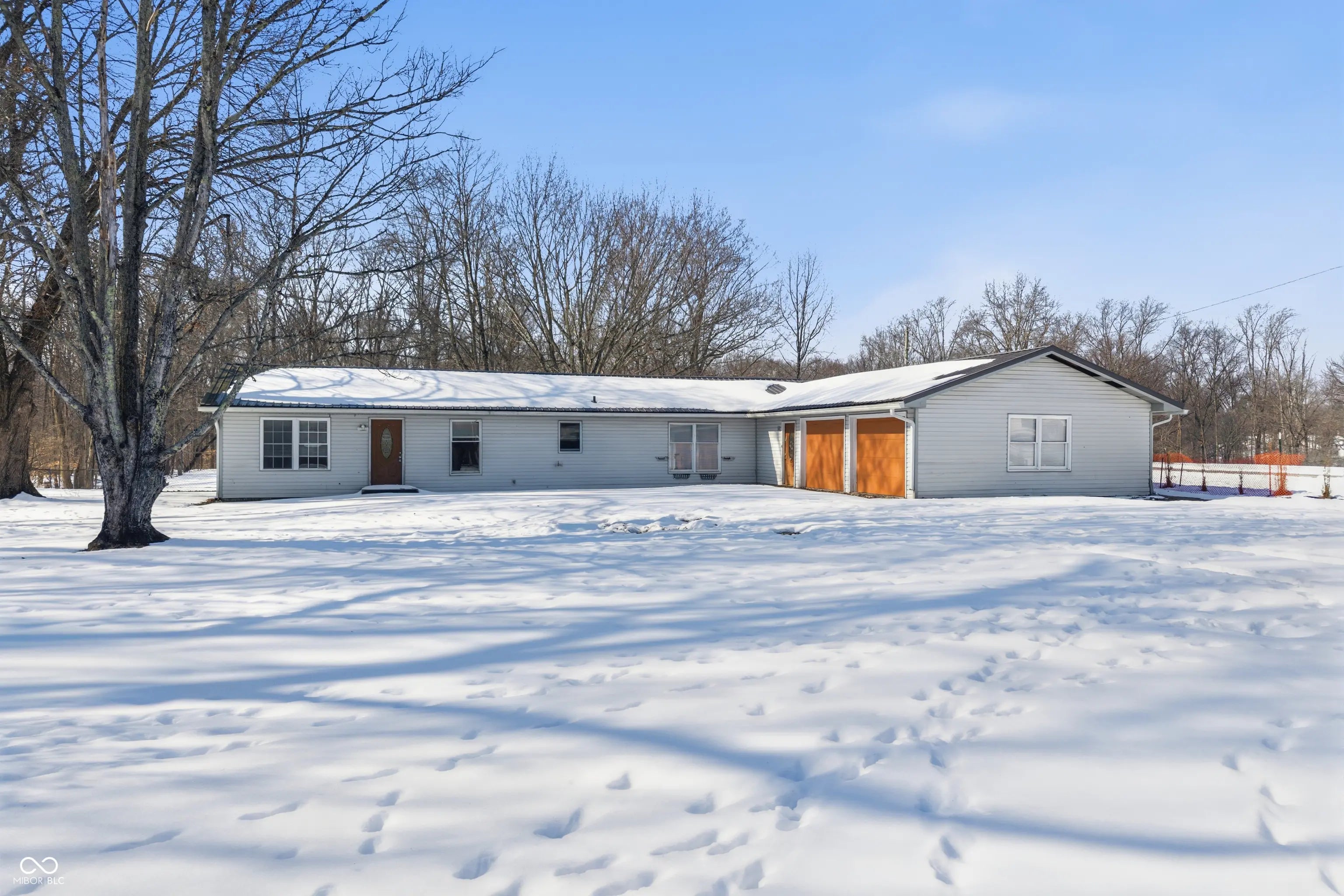 Photo of 8121 N Fox Hollow Road Bloomington, IN 47408