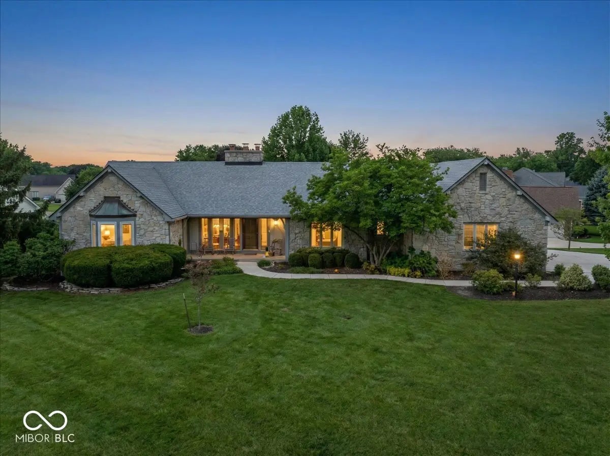 1901 Dakota Drive, Noblesville