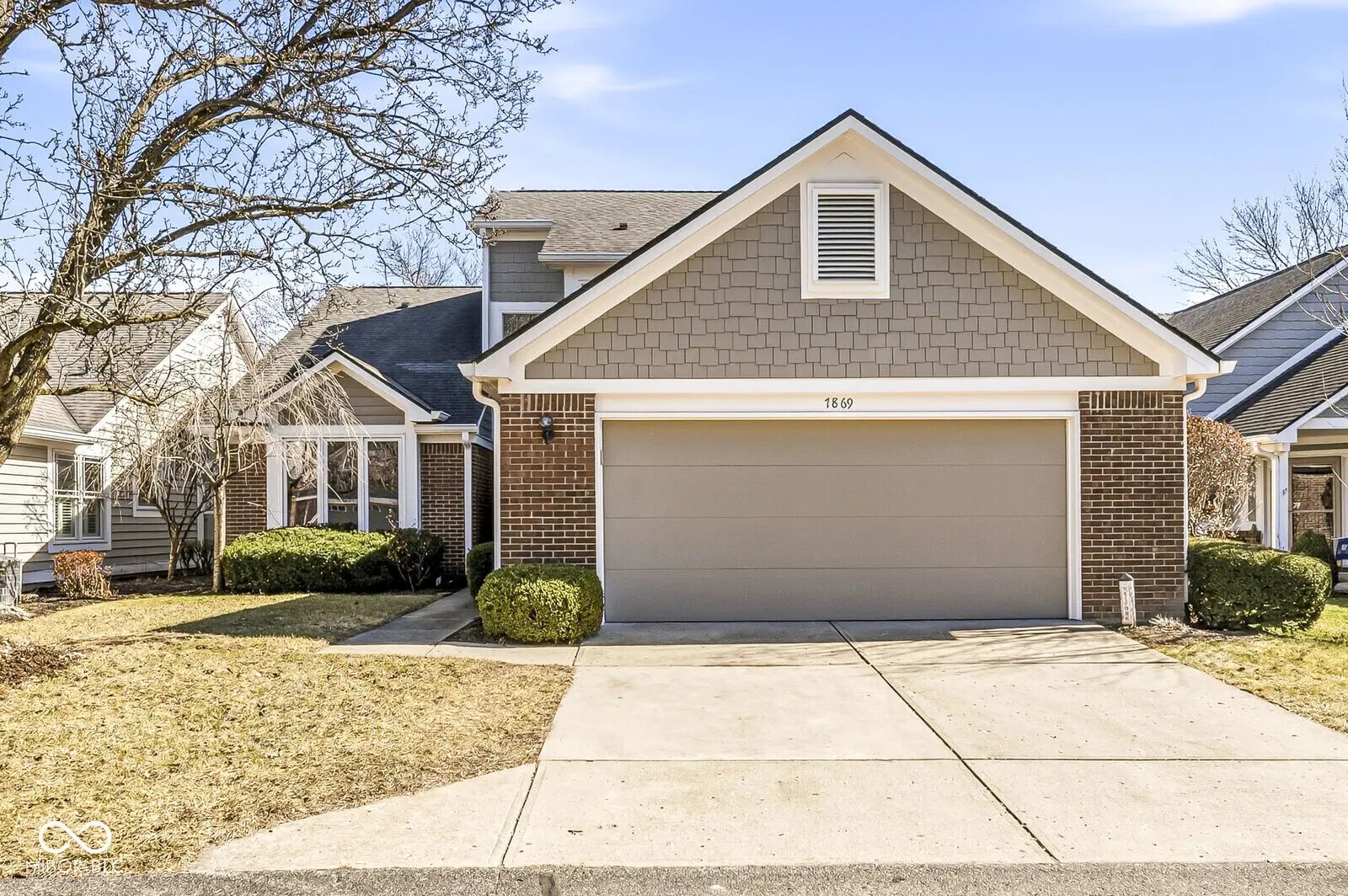 7869 Clearwater Parkway, Indianapolis