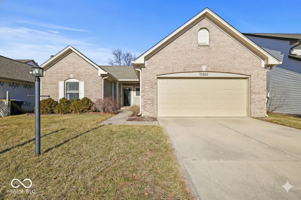 10652 Chesapeake Drive N, Indianapolis