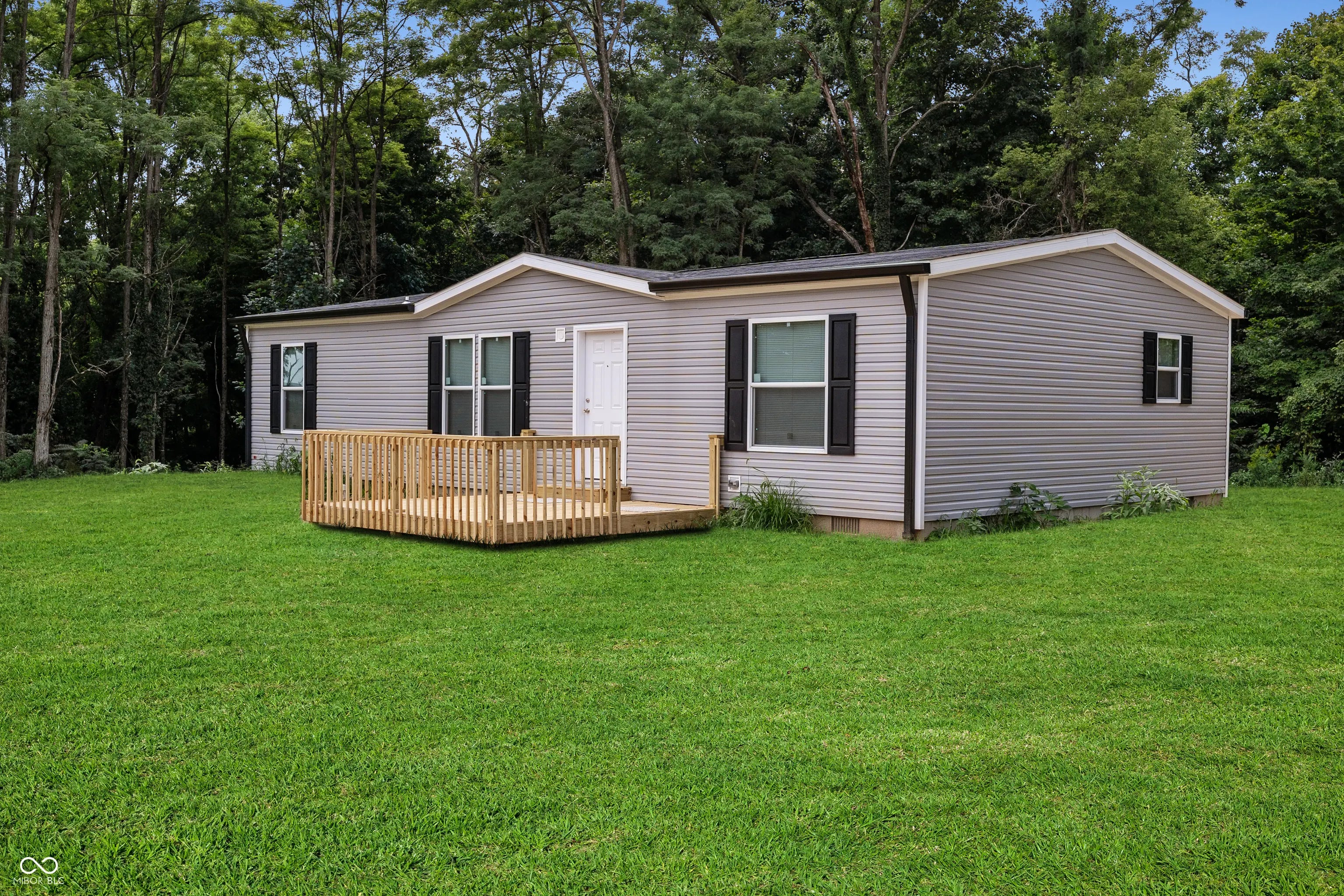 Photo of 2177 N 4th Street Seelyville, IN 47803