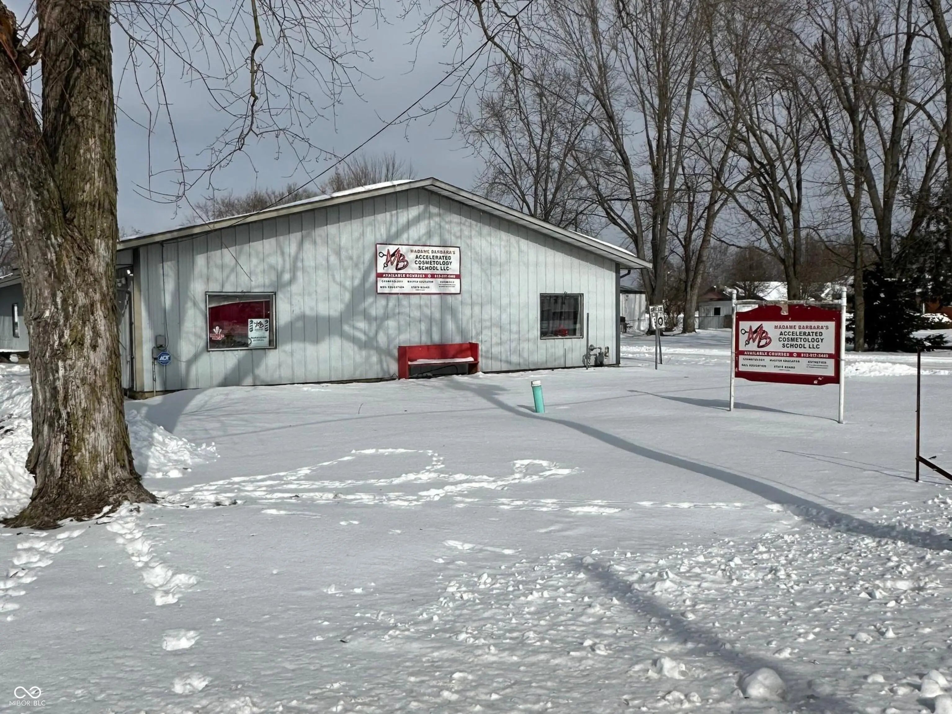 Photo of 455 W Springhill Drive Terre Haute, IN 47802