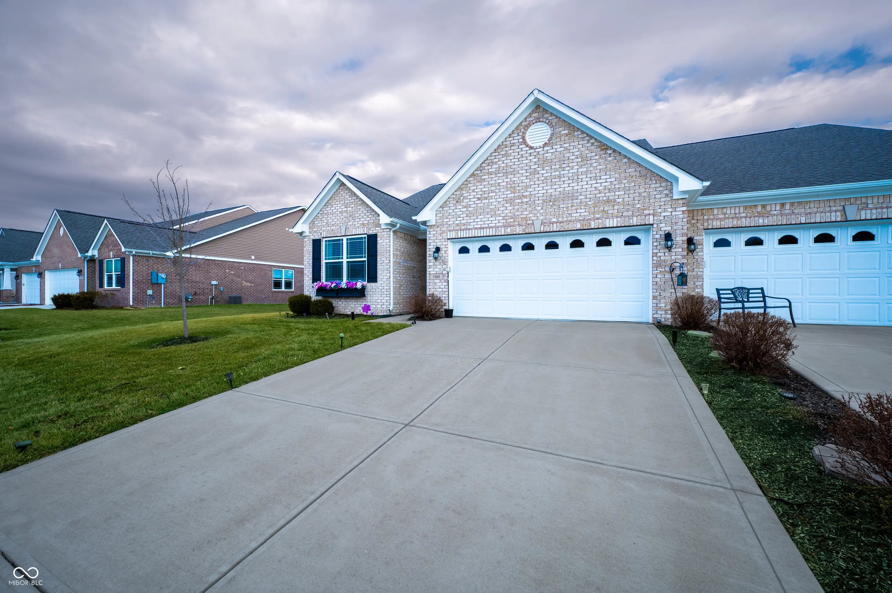 1565 Sadler Way, Avon