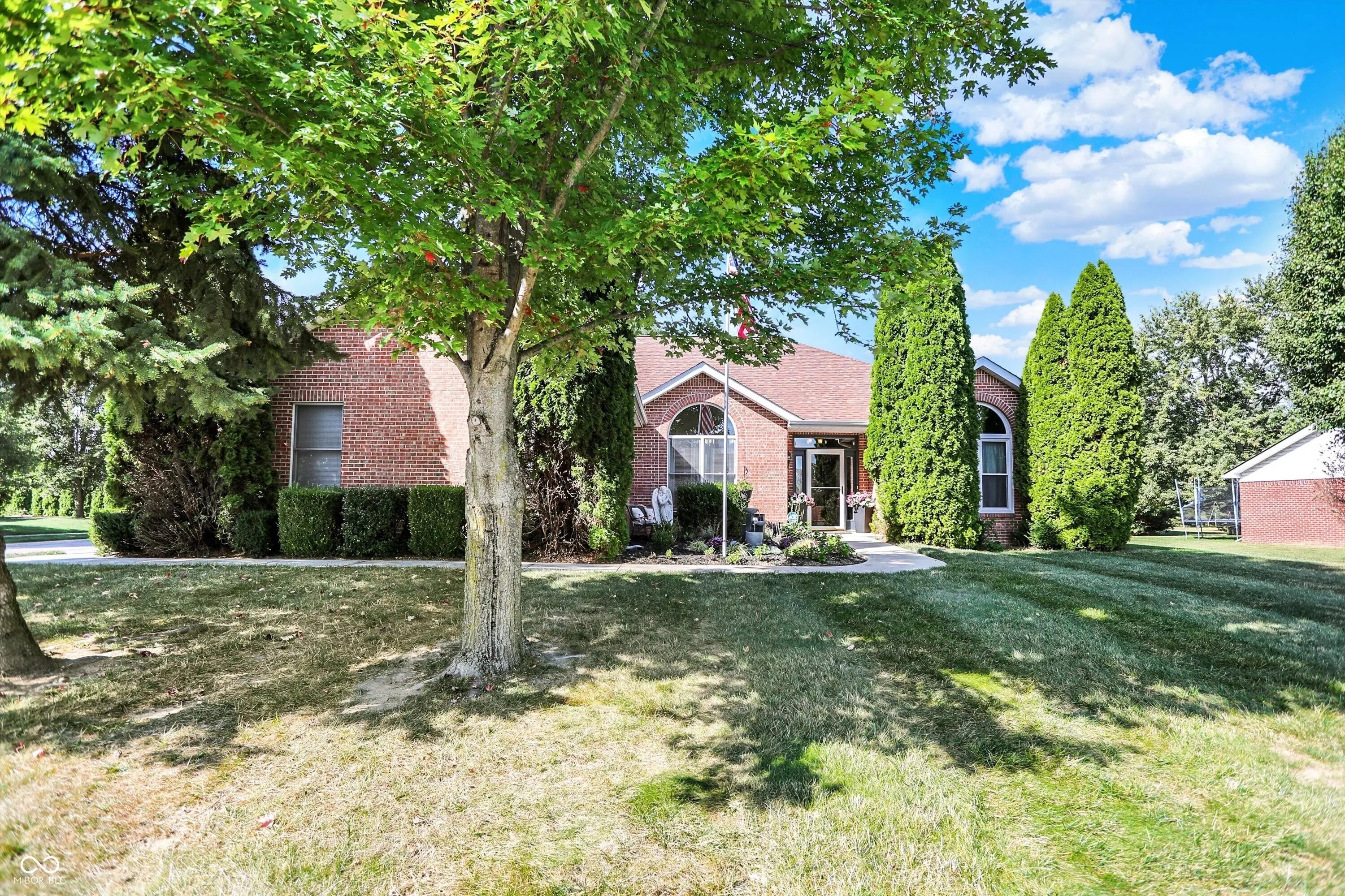 Photo of 1502 Sutton Street Alexandria, IN 46001