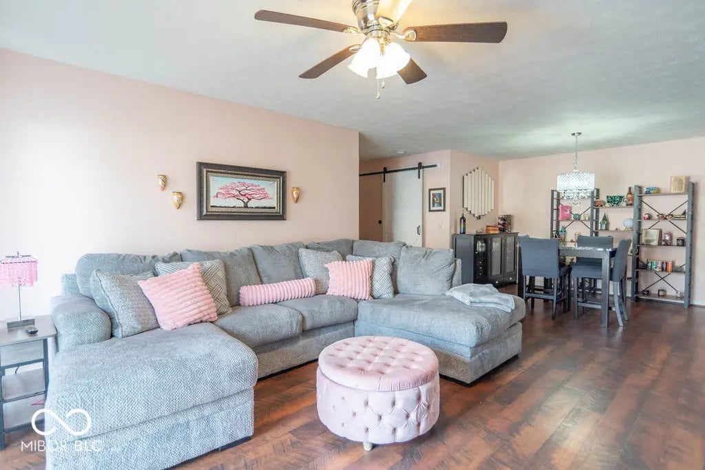 5019 Opal Ridge Lane 101, Indianapolis