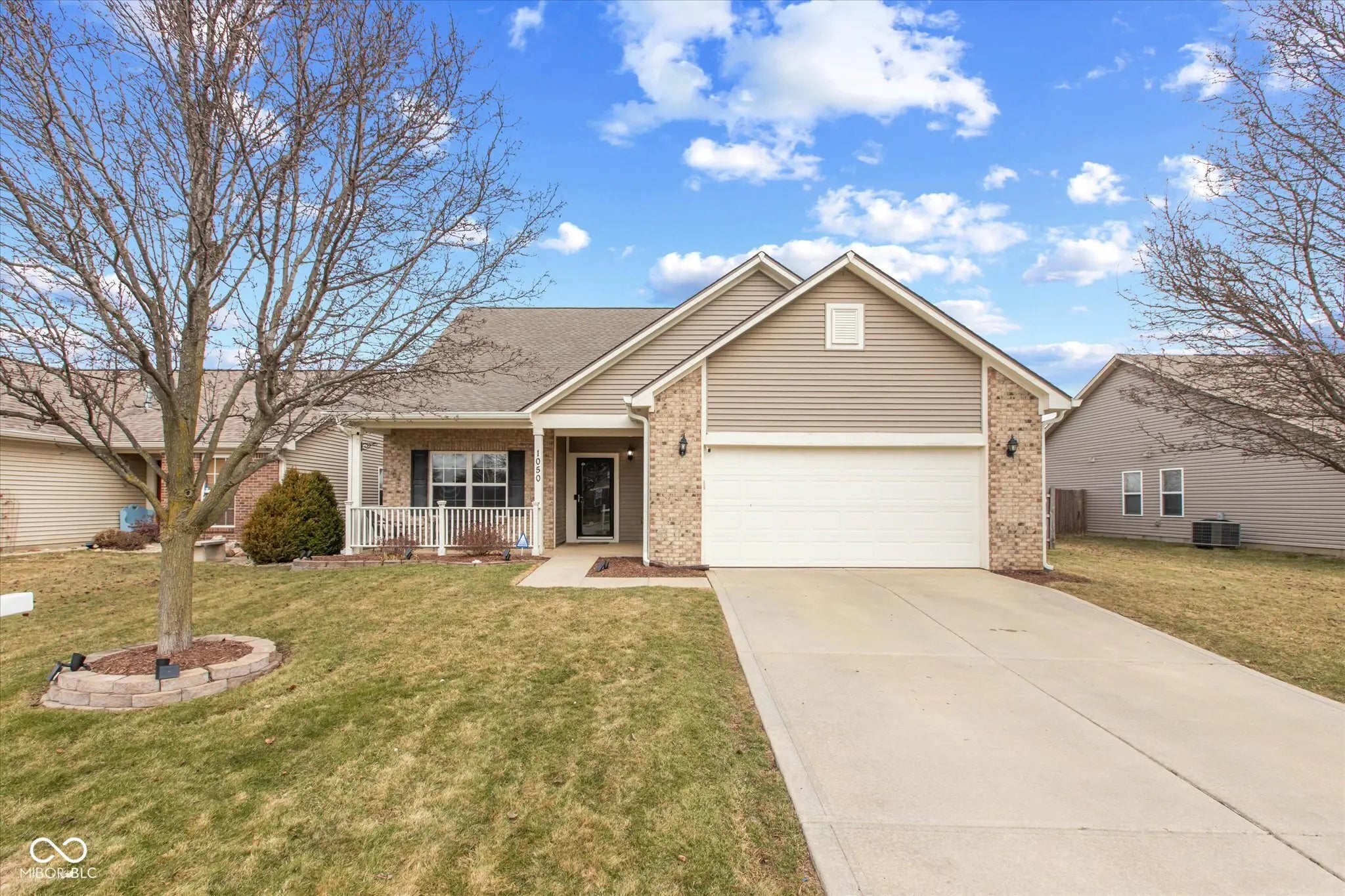 1050 Retford Drive, Westfield