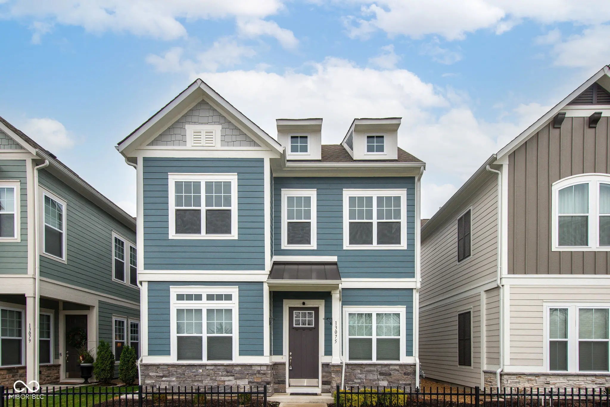 Photo of 13075 Pennington Road Fishers, IN 46037