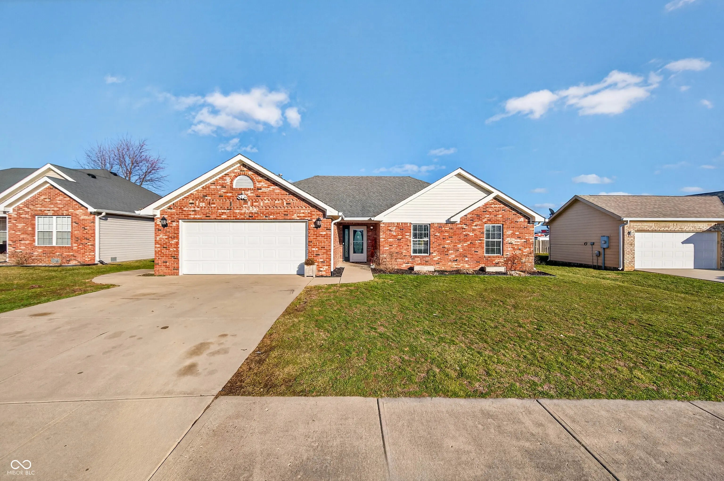 213 Dunn Drive, Trafalgar