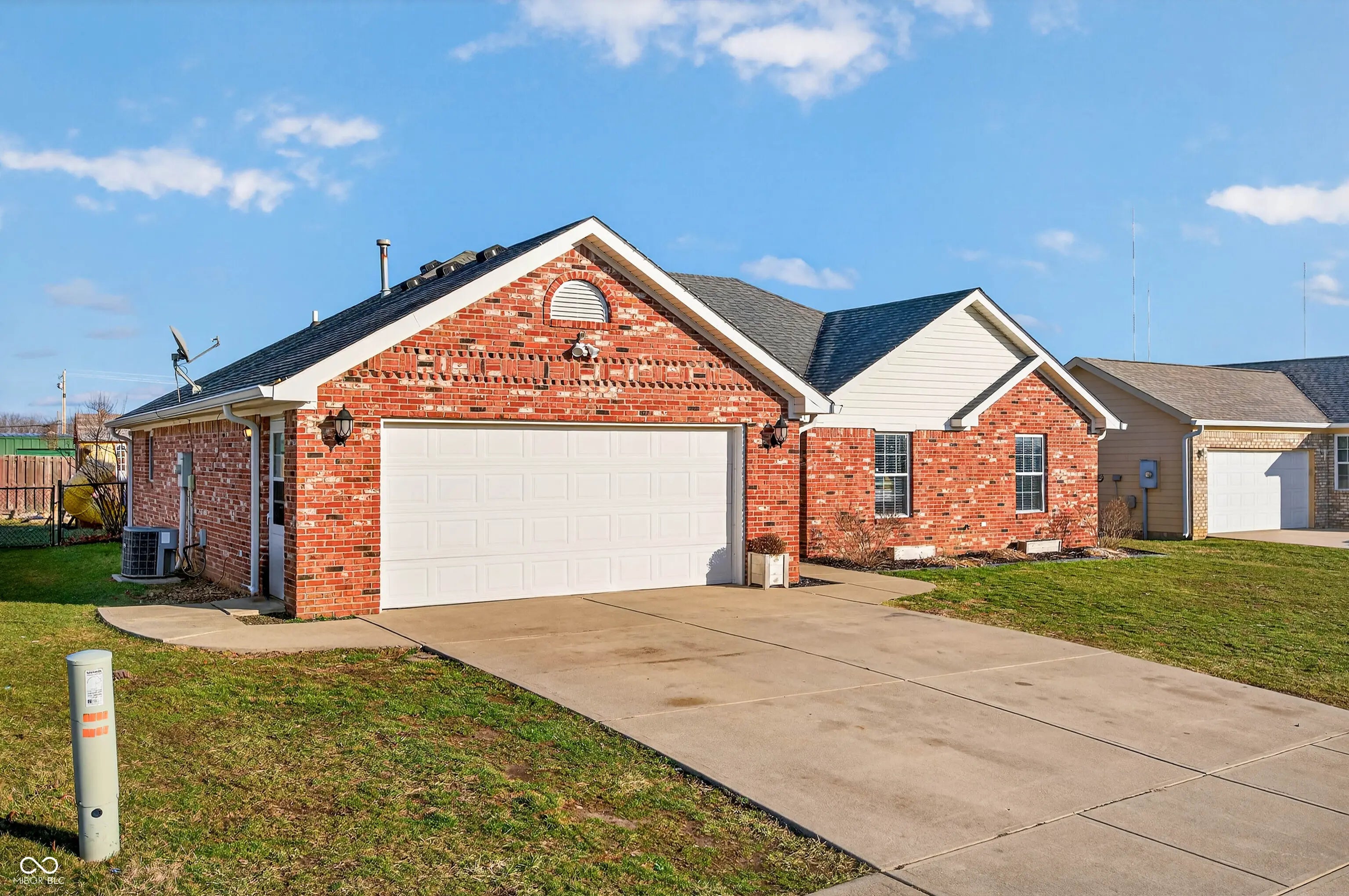 213 Dunn Drive, Trafalgar