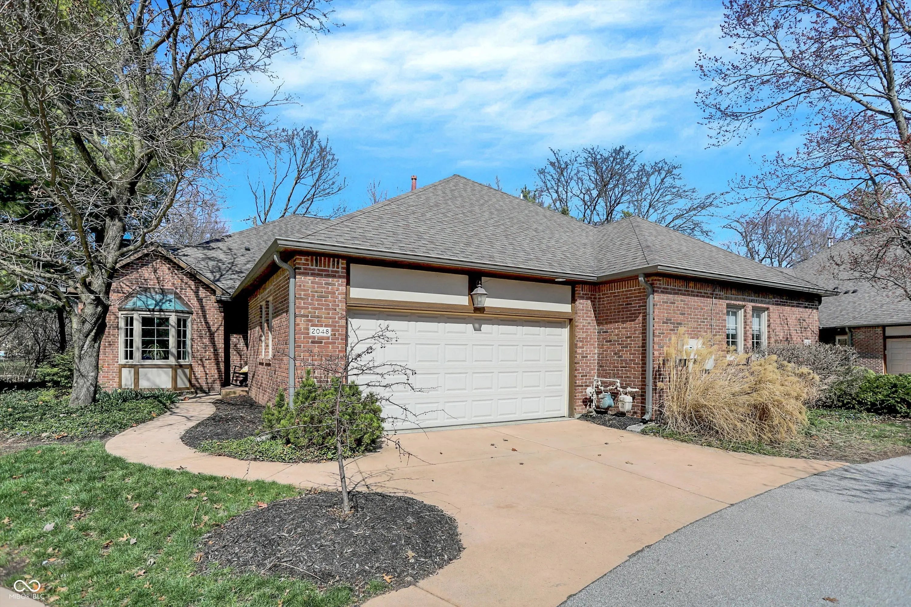Photo of 2048 Oldfields Cir N Drive Indianapolis, IN 46228
