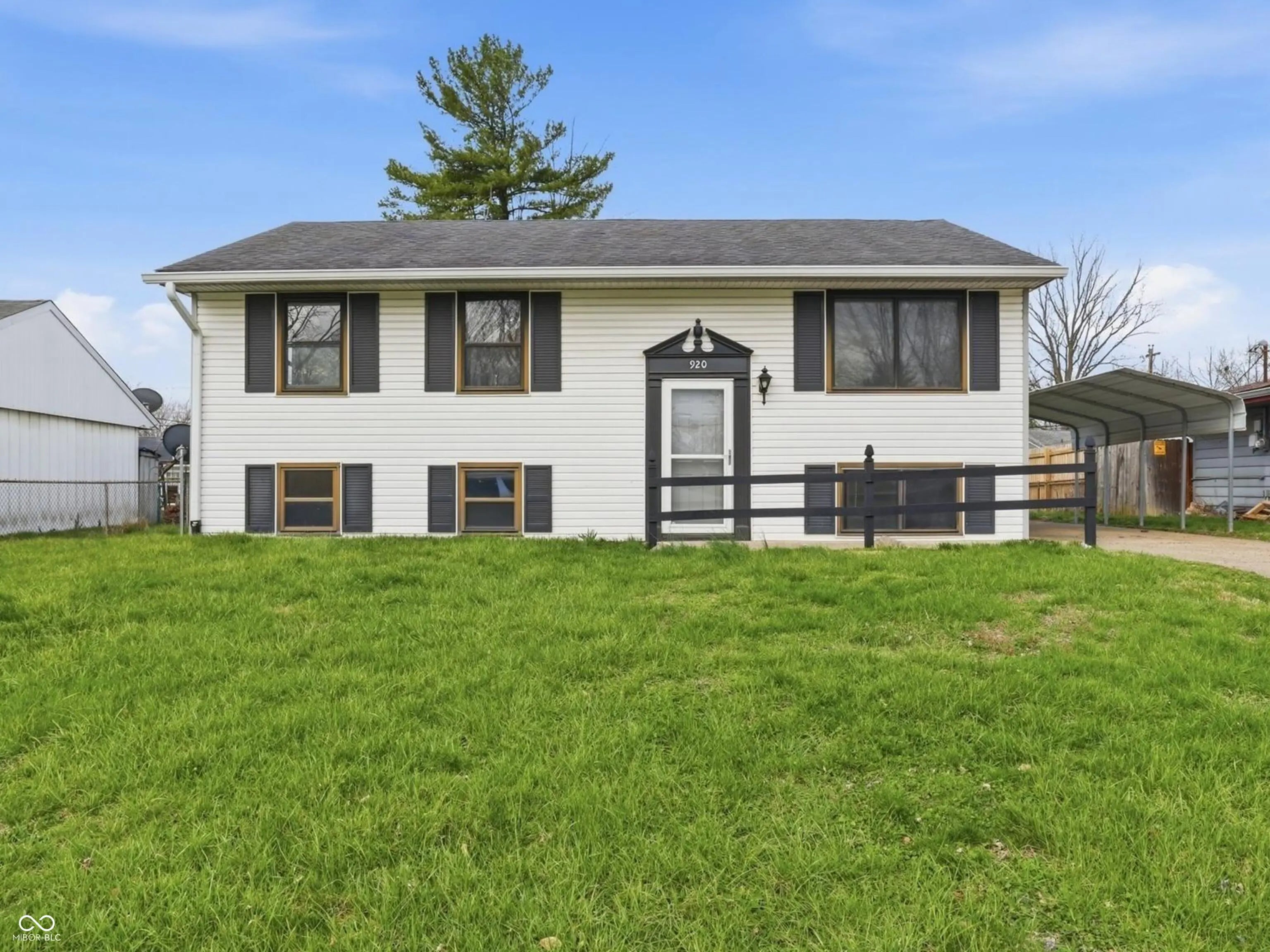 Photo of 920 Walton Drive Plainfield, IN 46168