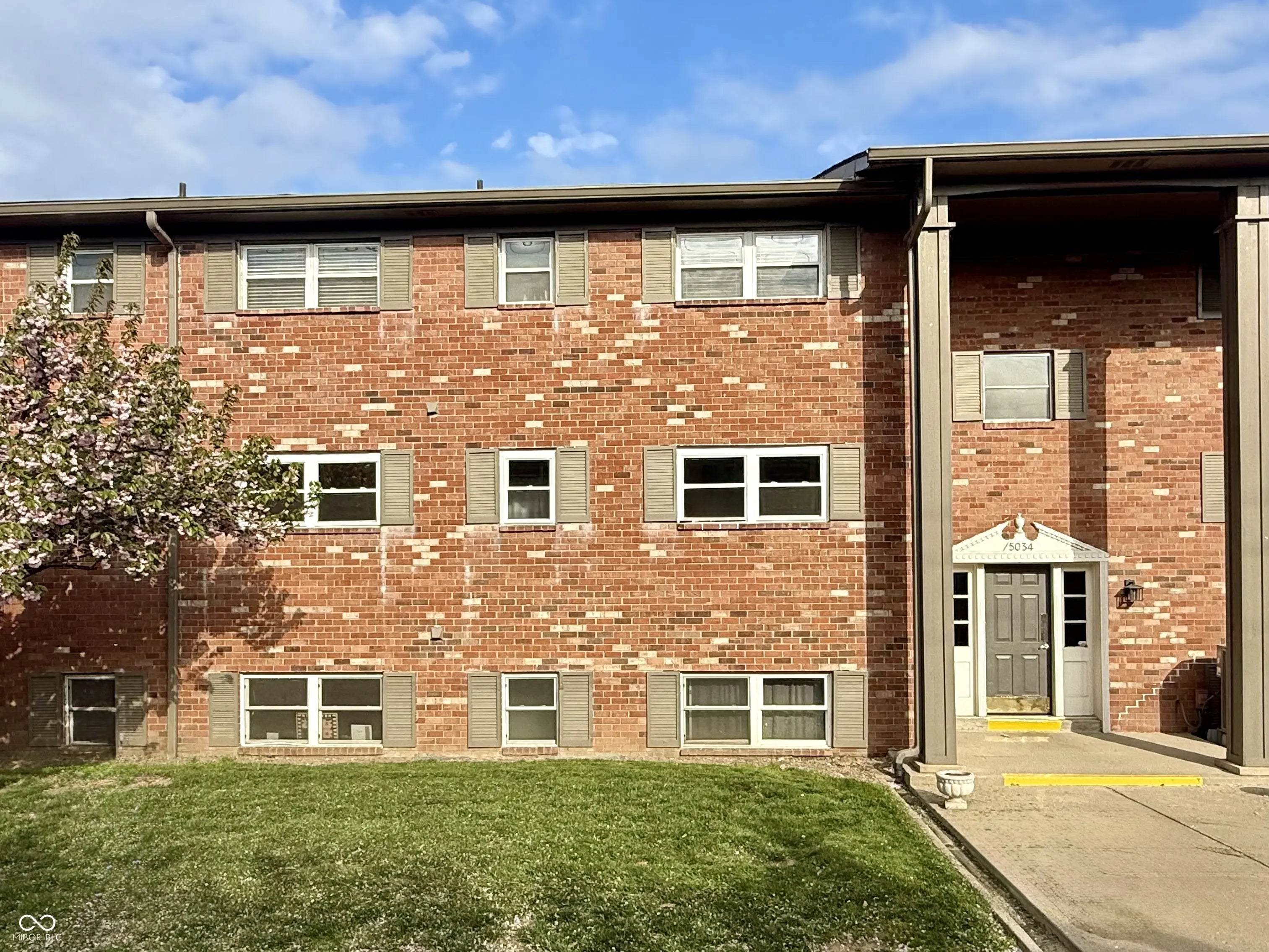 Photo of 5034 Allisonville Road Unit C Indianapolis, IN 46205