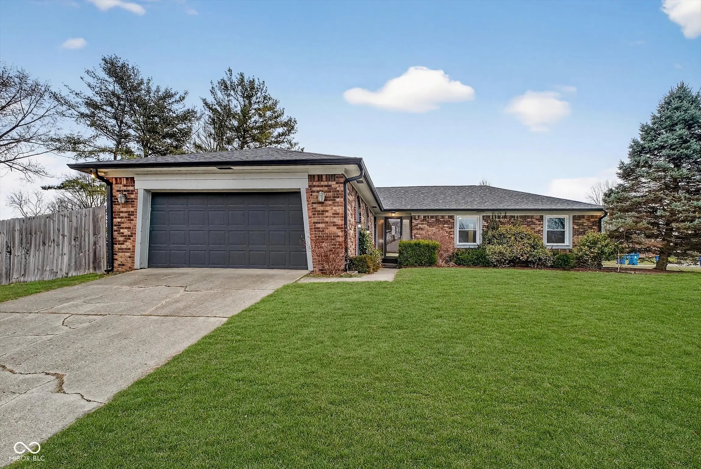 Photo of 220 Heady Lane Fishers, IN 46038