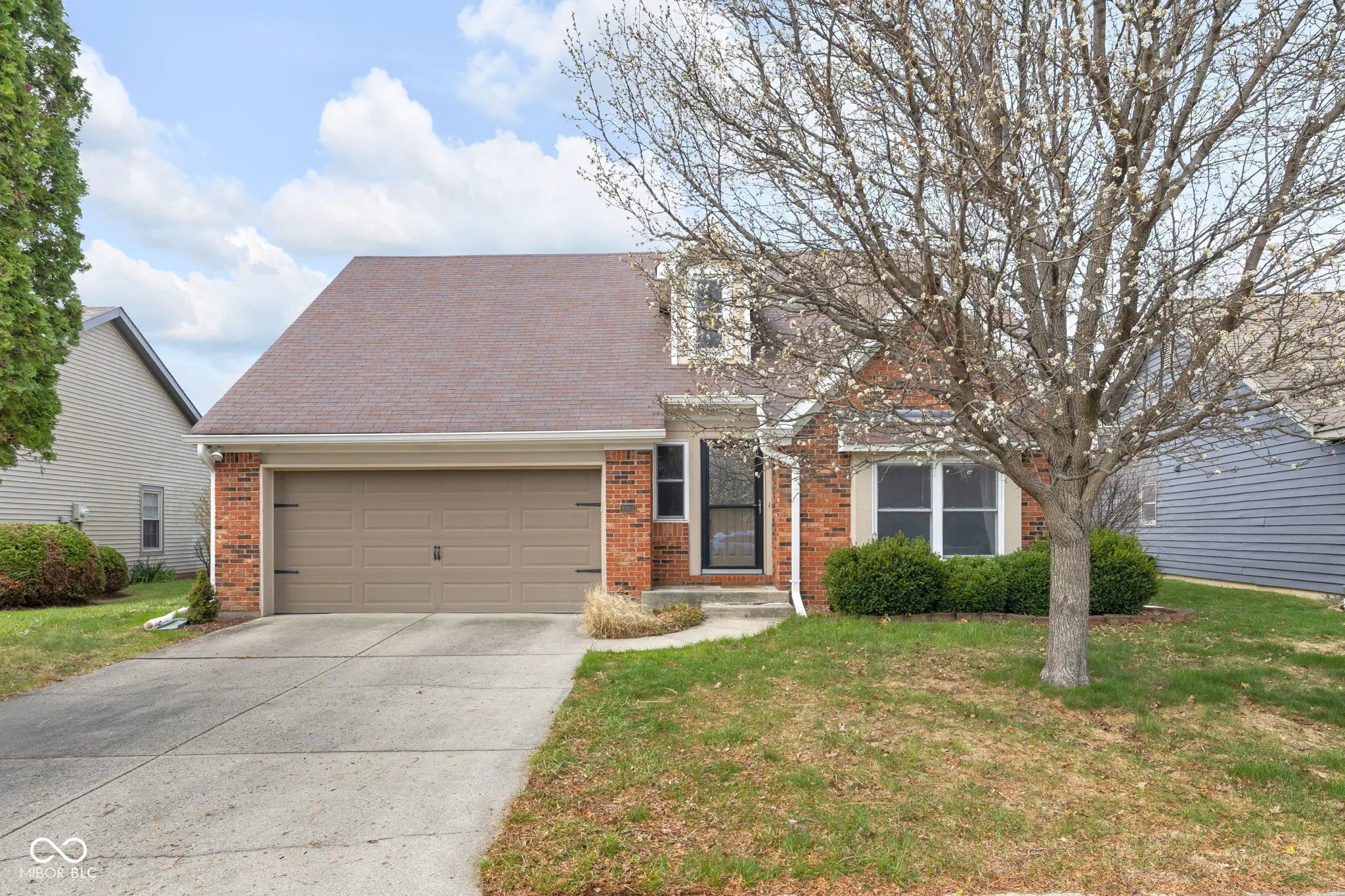8902 Pine Tree Boulevard, Indianapolis